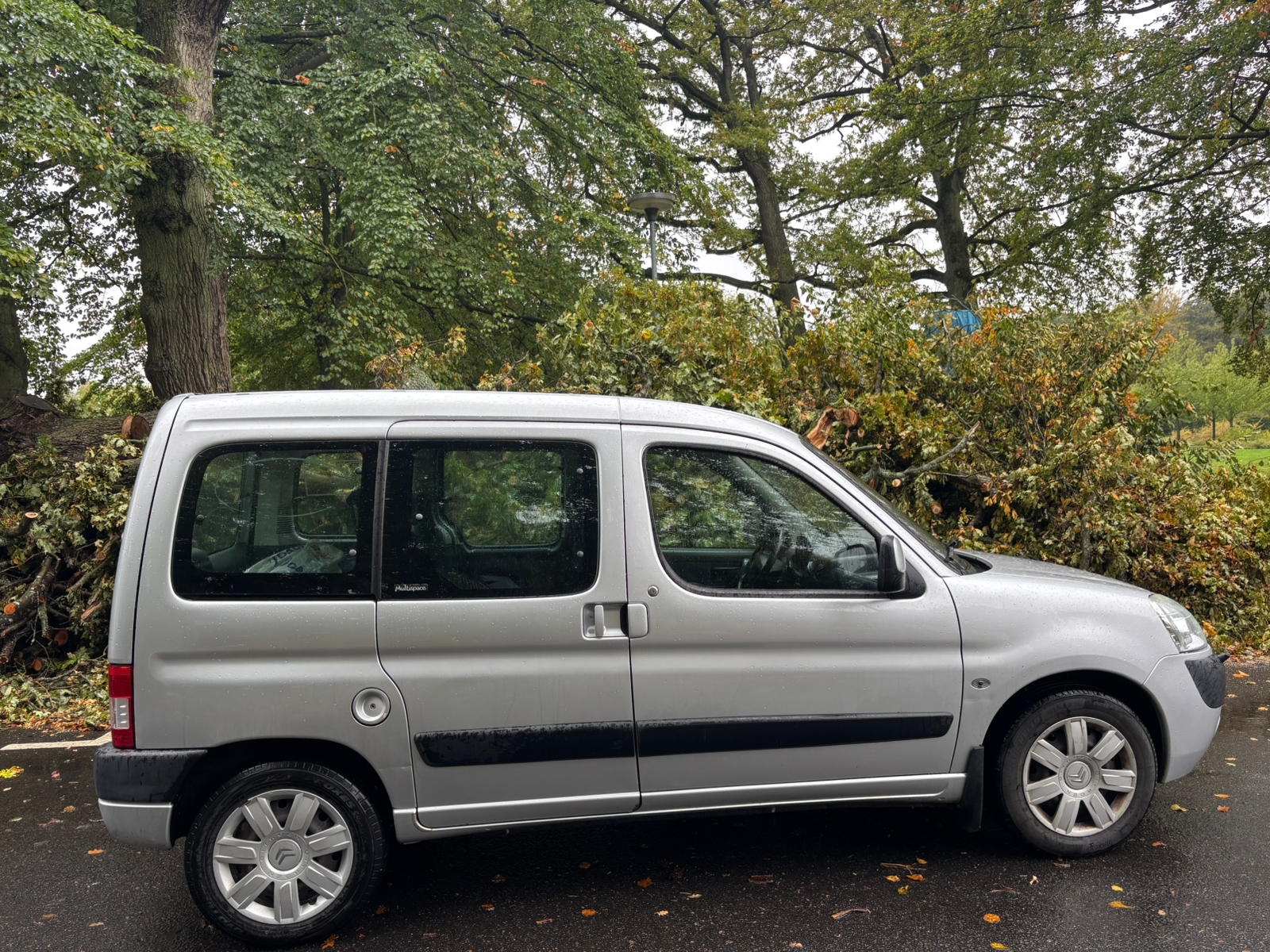 Citroen Berlingo 2007, kuva 2/8