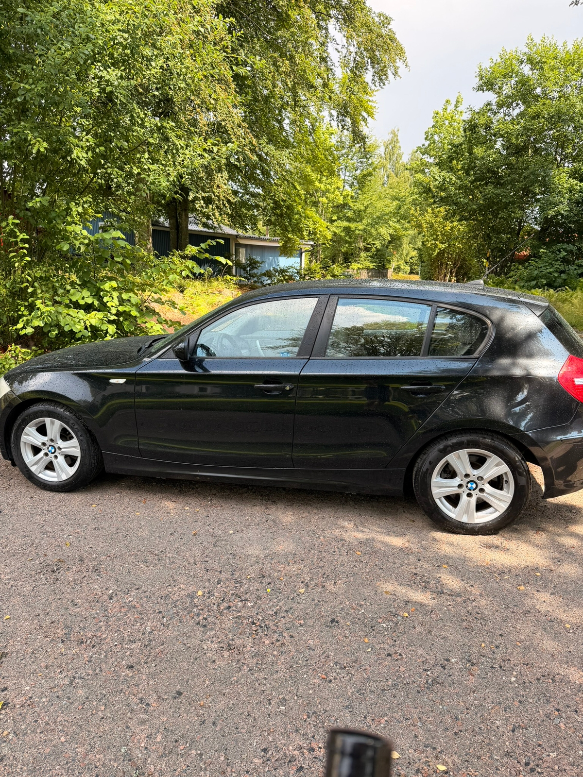BMW 118 d 5-dörrars Manuell 2011, bild 6/10