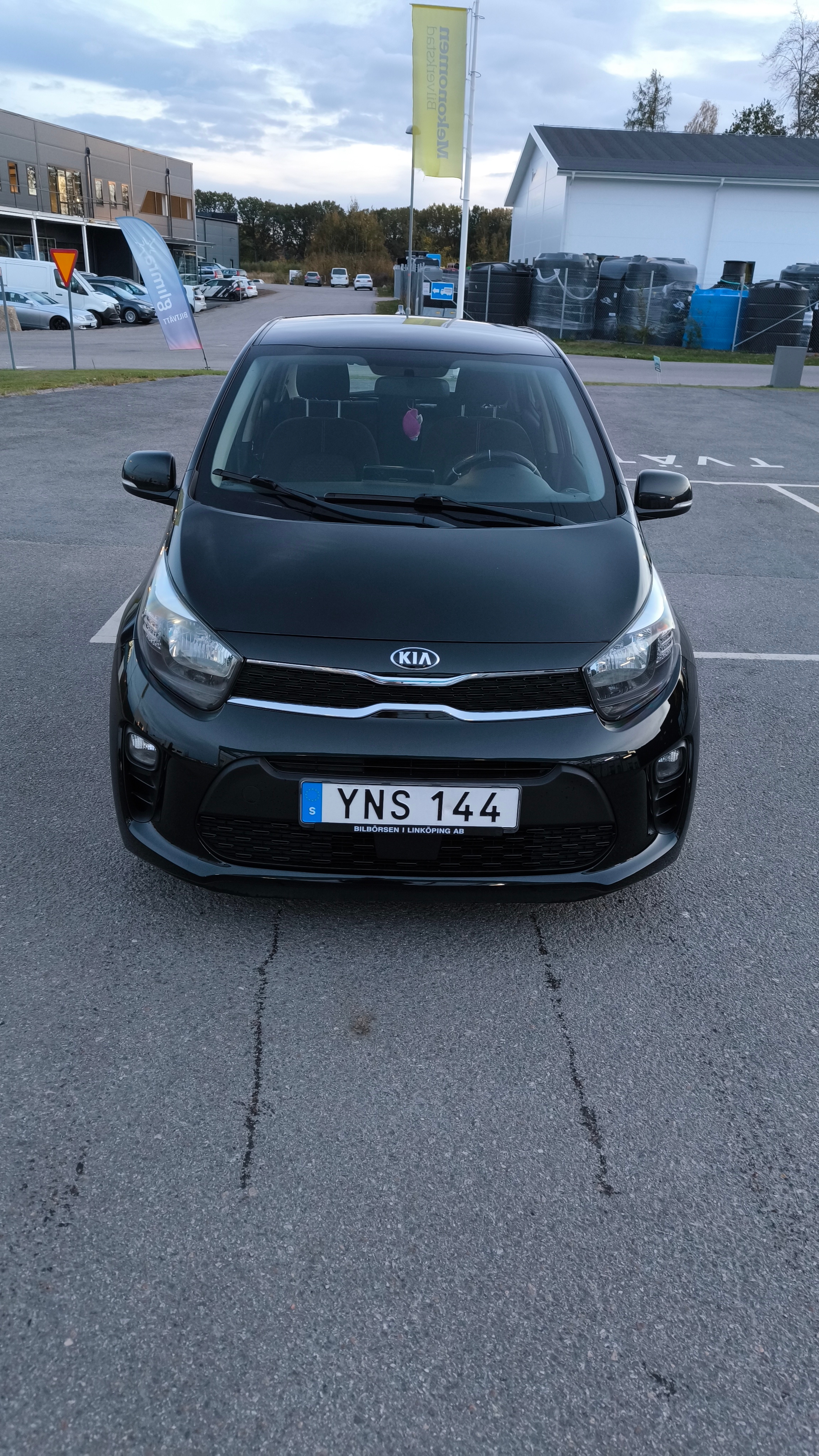 Kia Picanto 1.0 MPI Manuell 2018, bild 2/10