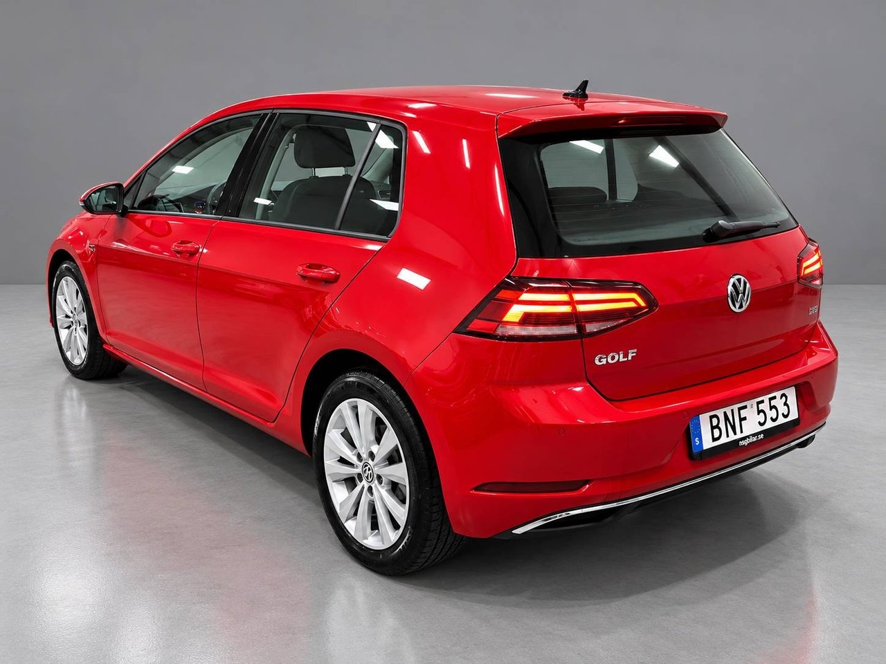 Volkswagen Golf 2018, photo 2/10