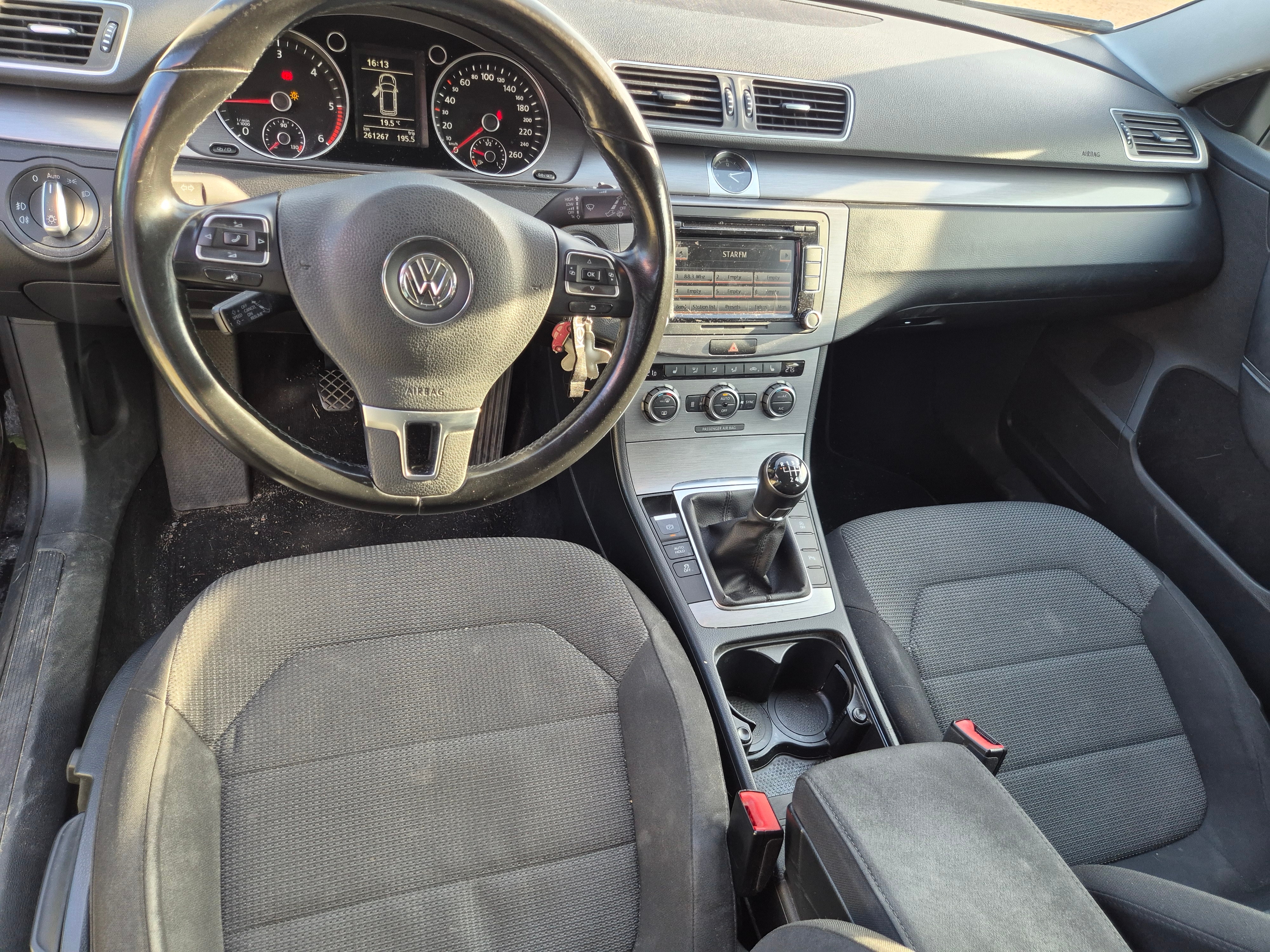 Volkswagen Passat 2015, bild 6/7