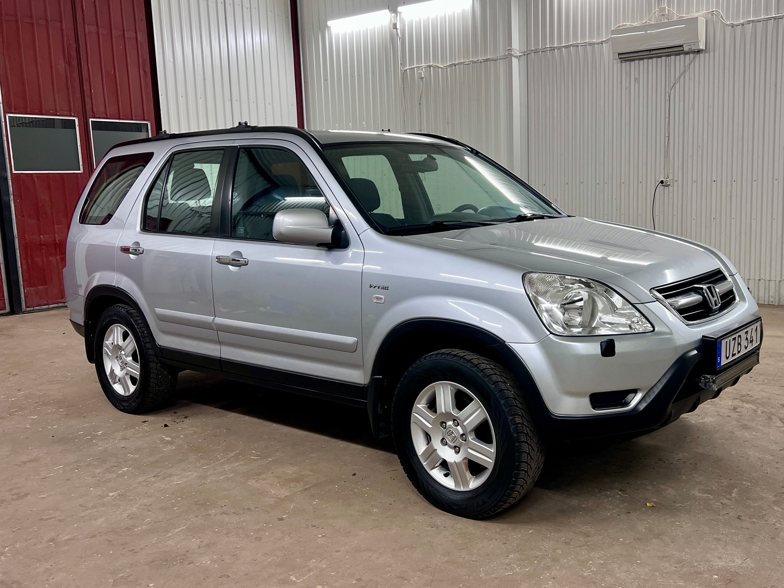Honda CR-V 2.0 4WD Manuell 2004, bild 6/10