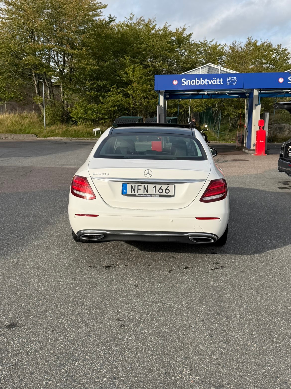 Mercedes-Benz E 220 d 9G-Tronic 2017, photo 7/10