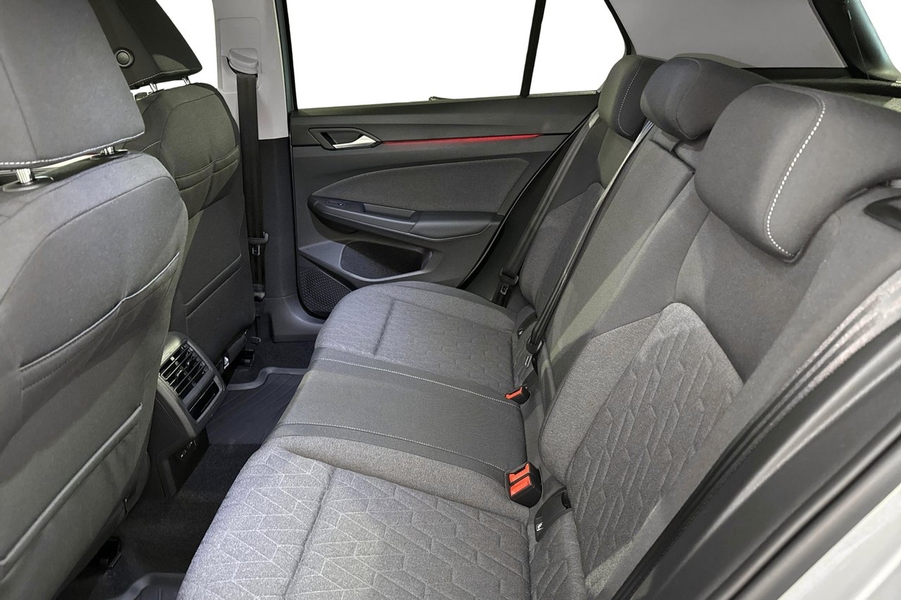 Volkswagen Golf HÖSTKAMPANJ 2027, bild 6/8