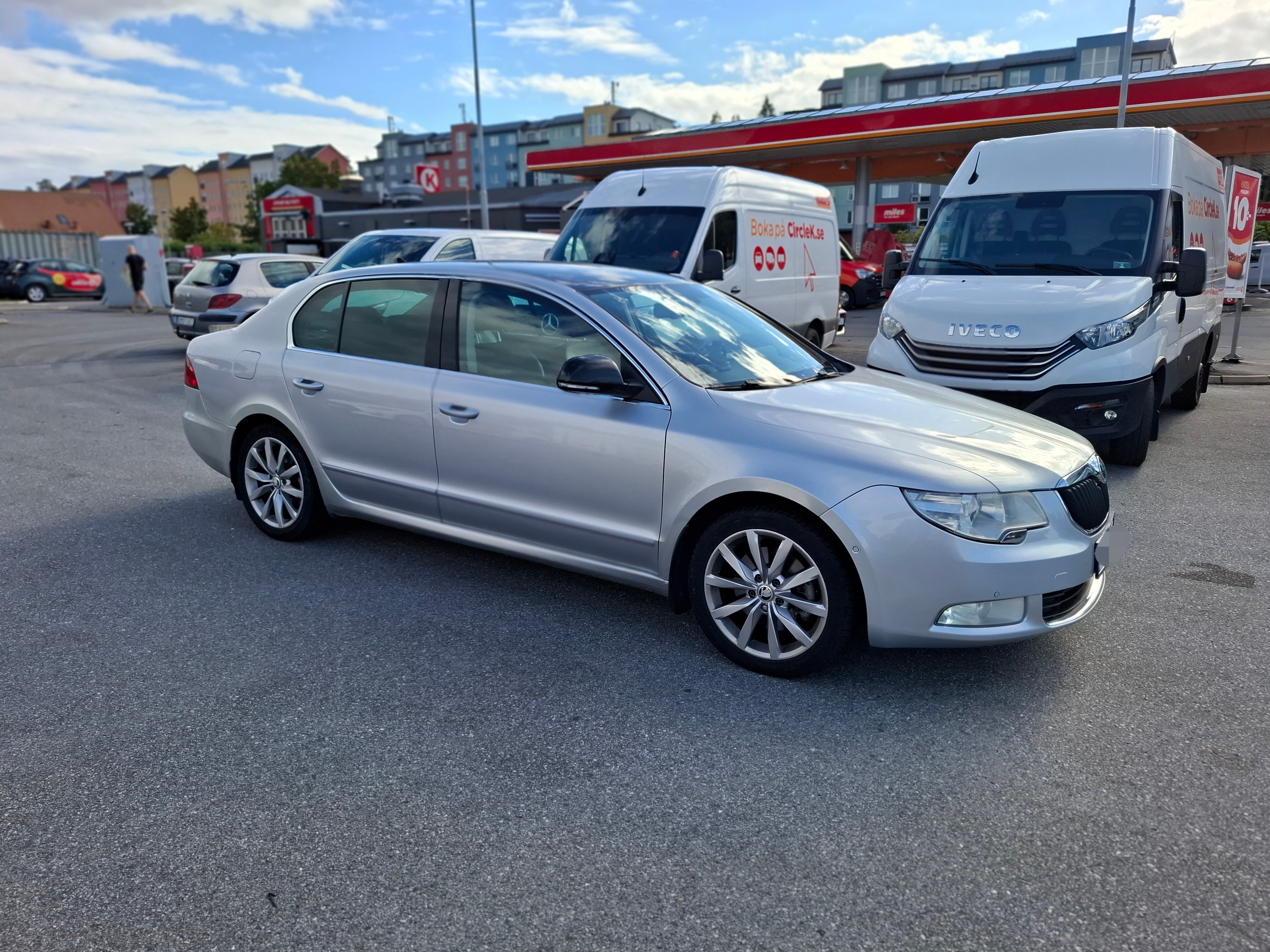 Skoda Superb 2.0 TDI DSG Sekventiell 2010, bild 4/10