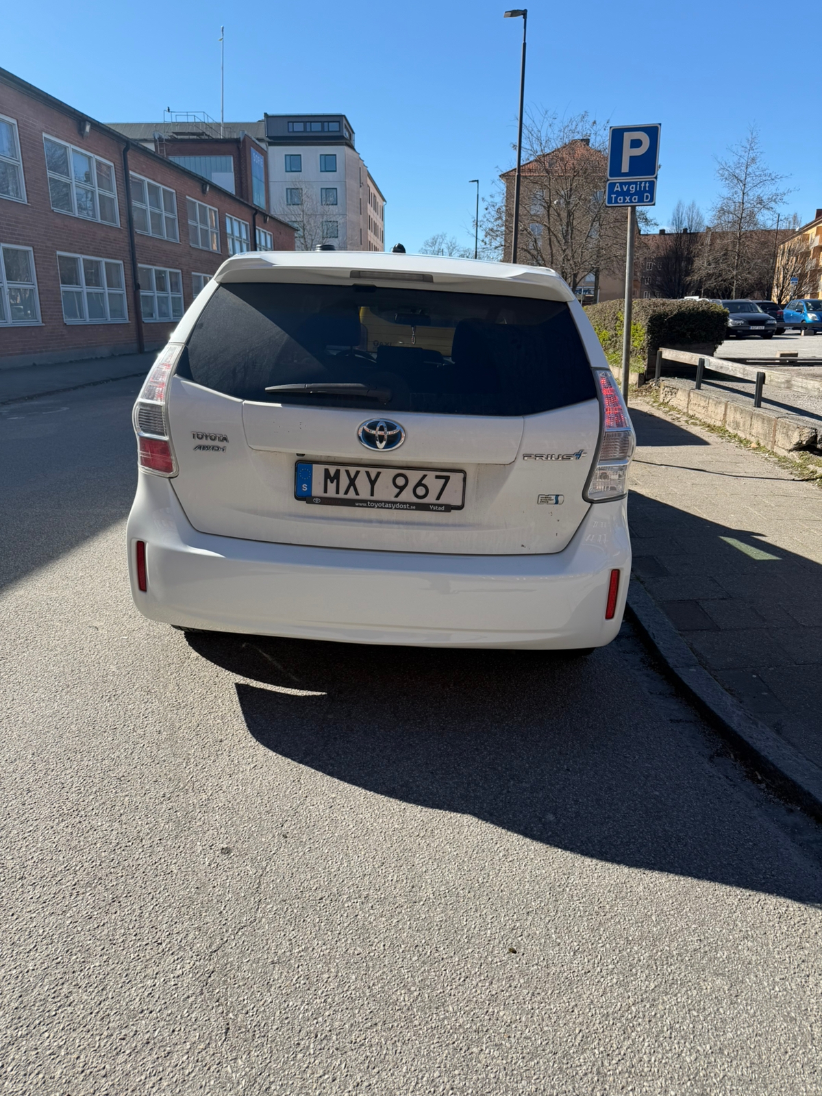 Toyota Prius+ Hybrid CVT 2013, bild 3/3
