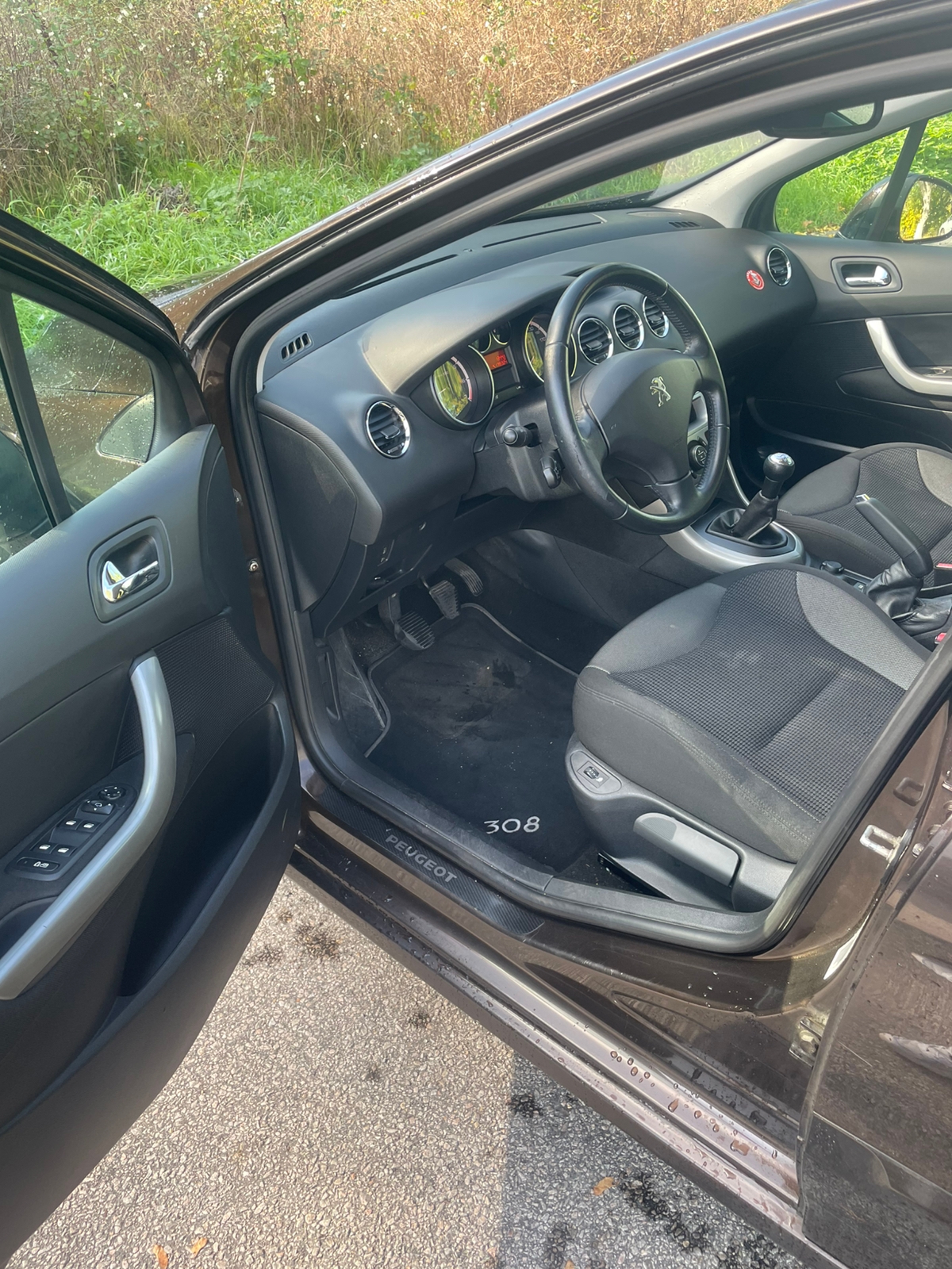 Peugeot 308 5-dörrar 1.6 VTi Manuell 2012, bild 6/7