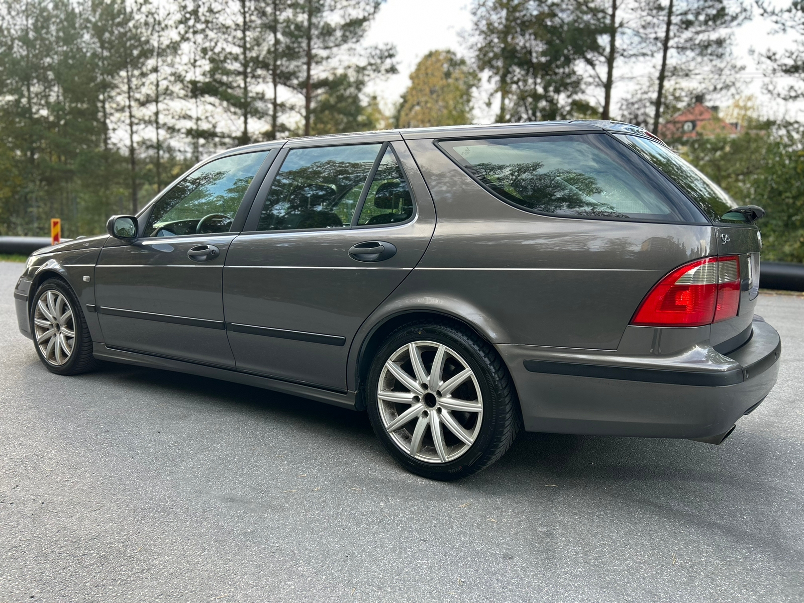 Saab 9-5 SportCombi 2.0T Vector 2005, bild 2/9