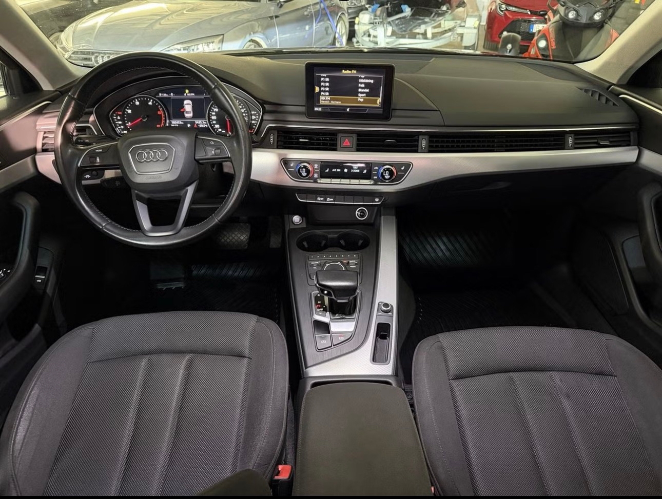 Audi A4 Sedan 2.0 TDI S Tronic 2016, bild 6/10
