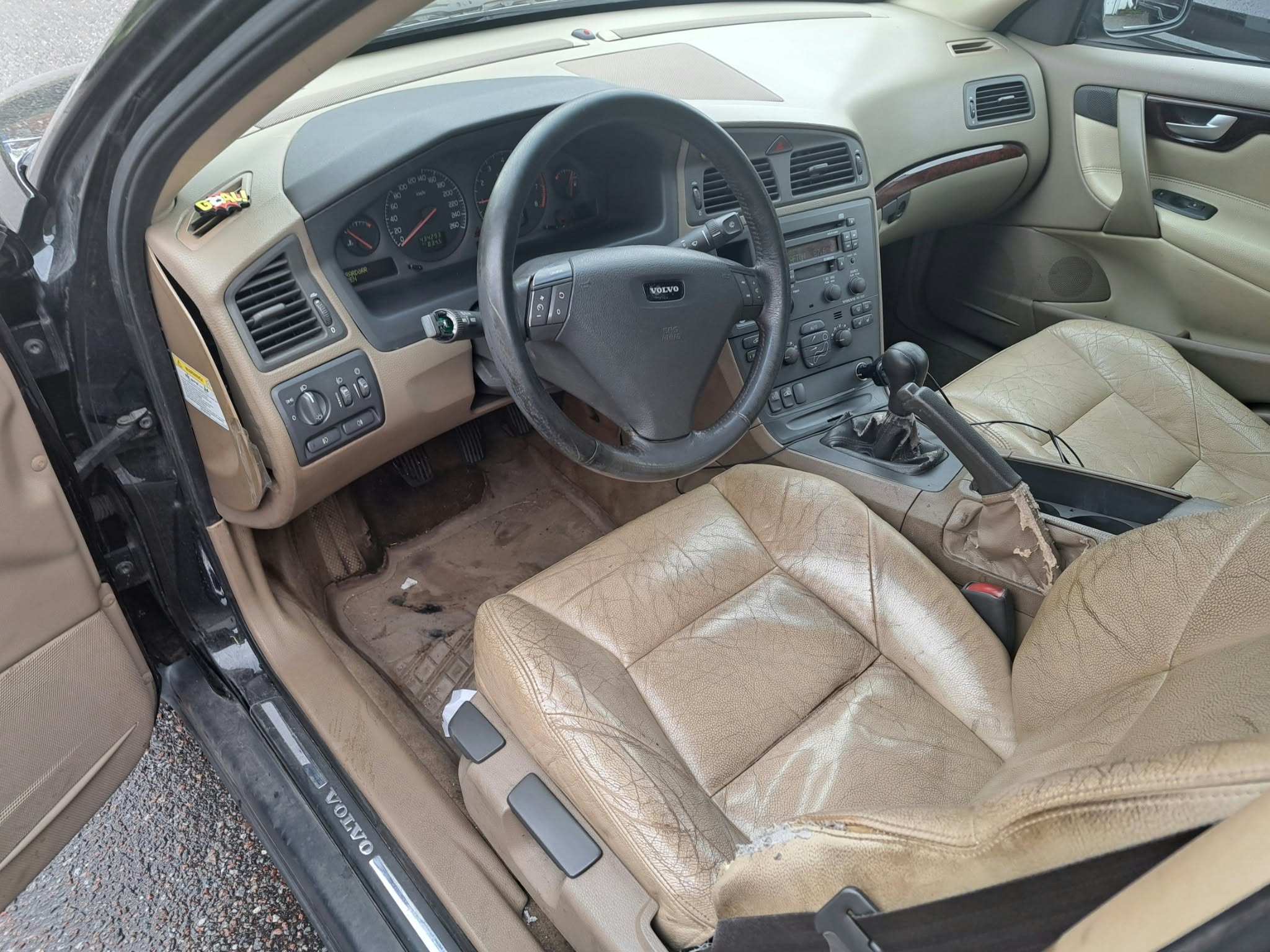 Volvo S60 2.4T Manuell 2001, photo 2/4