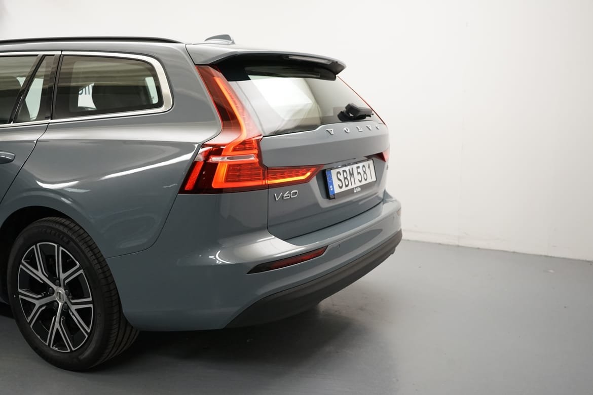 Volvo V60 B4 Bensin Core 2024, bild 3/10