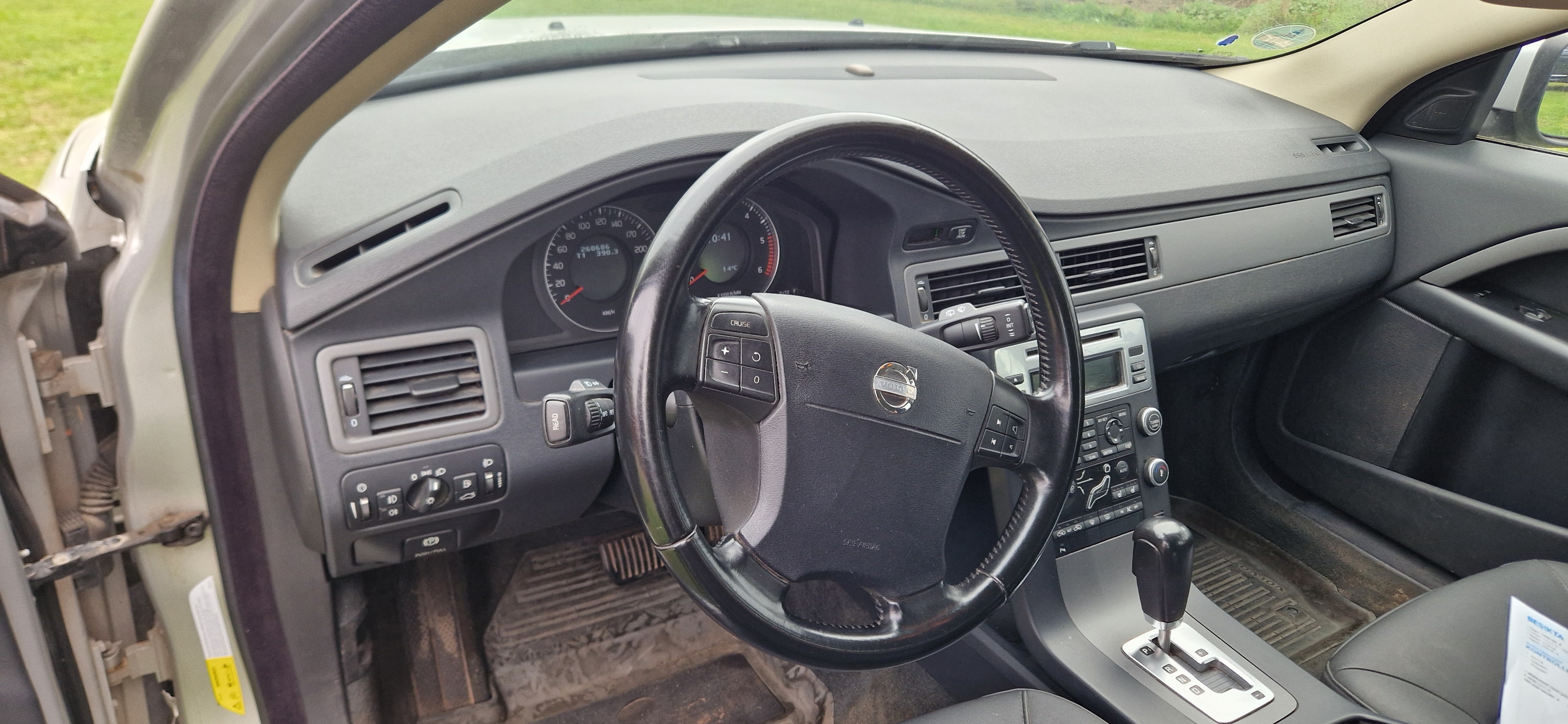 Volvo V70 2.4D Geartronic 2008, bild 3/4