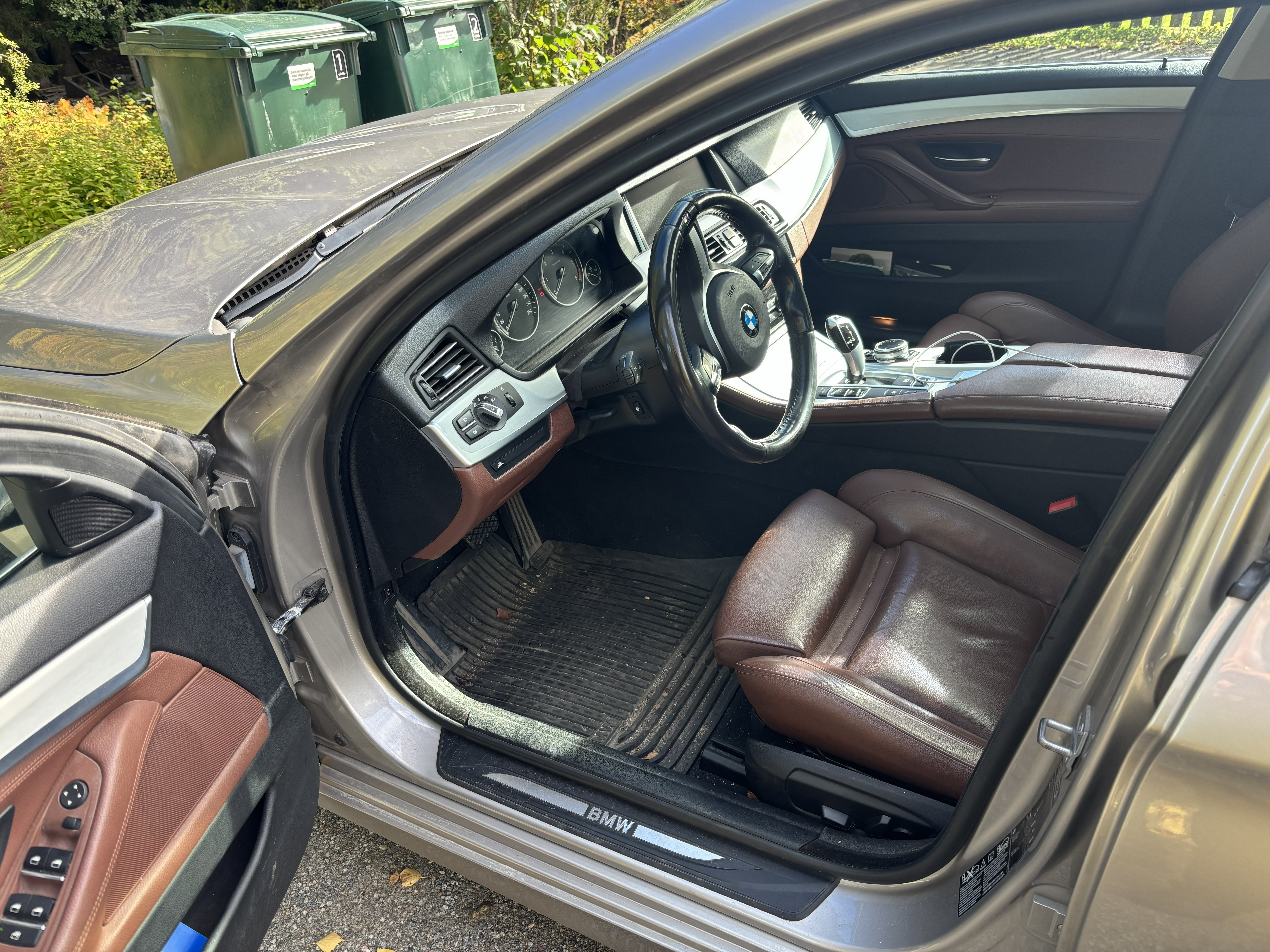 BMW 530 d xDrive Touring Steptronic 2014, photo 3/8