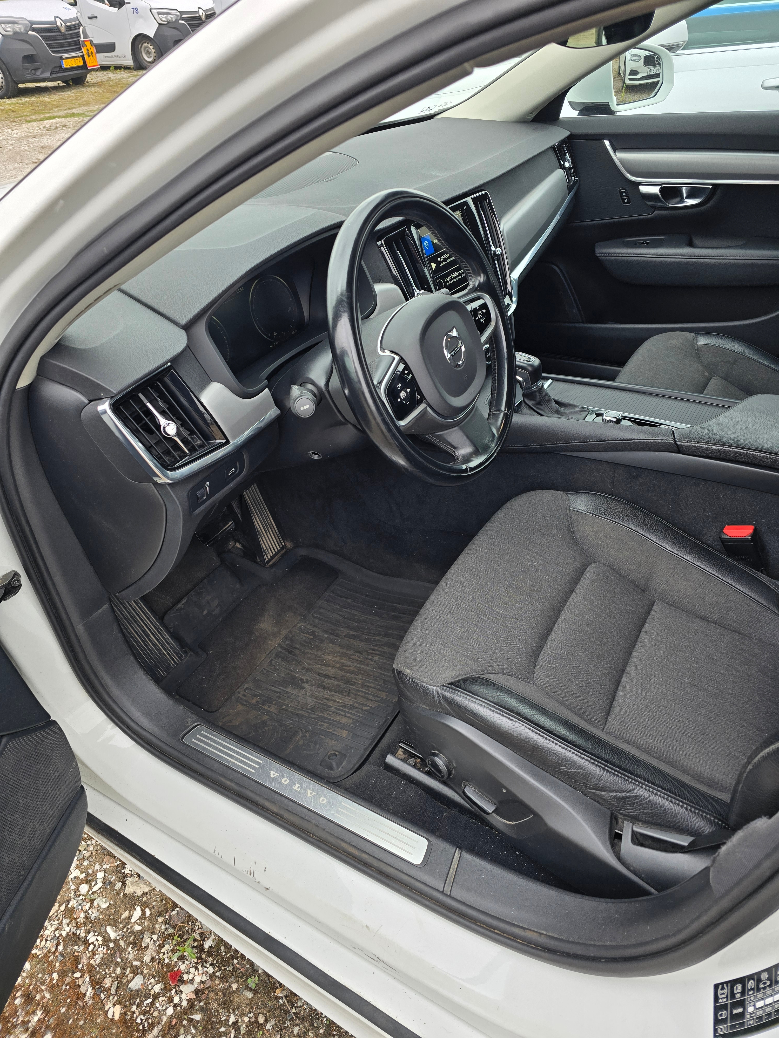 Volvo V90 D4 Geartronic 2020, bild 3/10