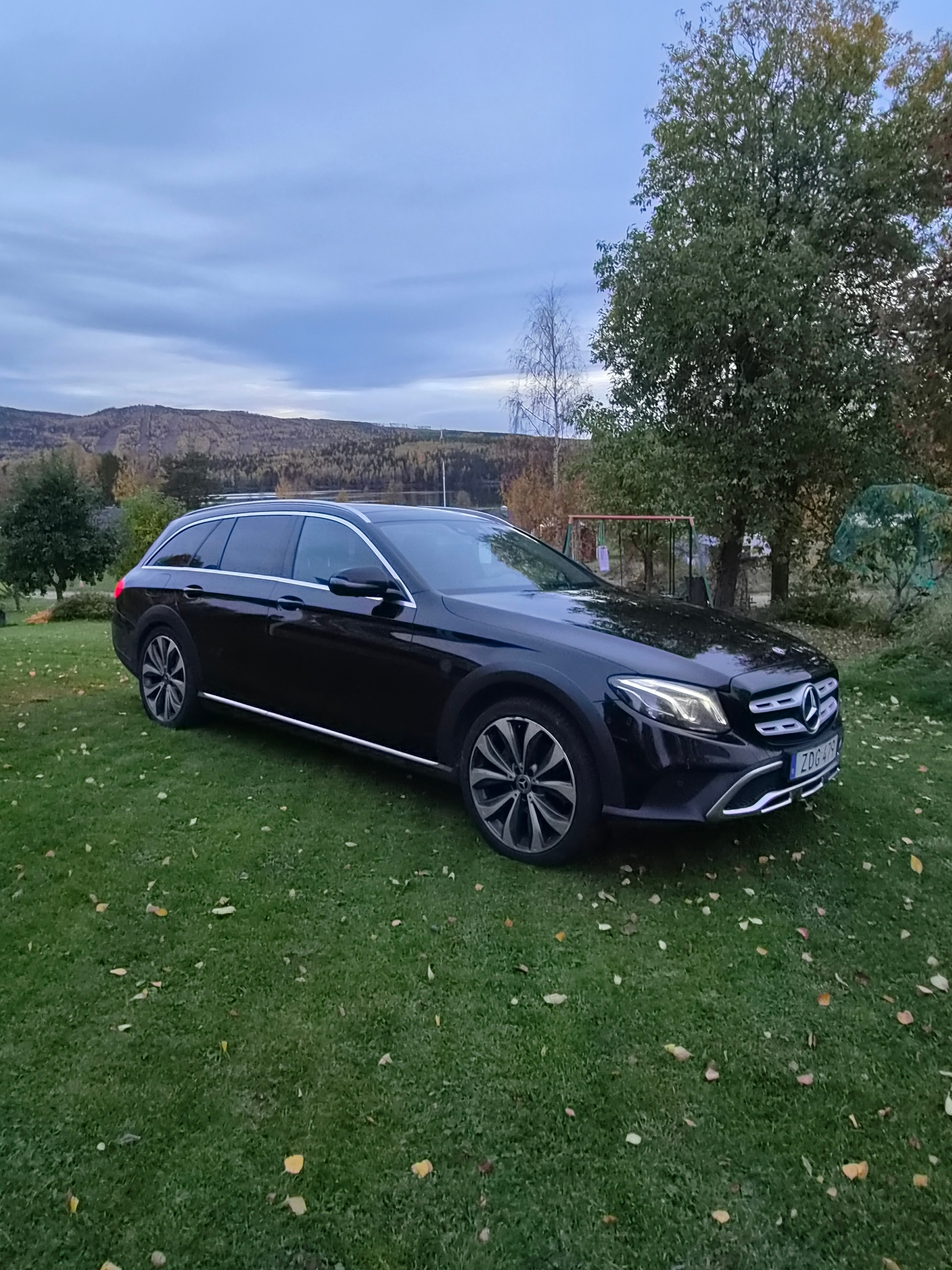 Mercedes-Benz E