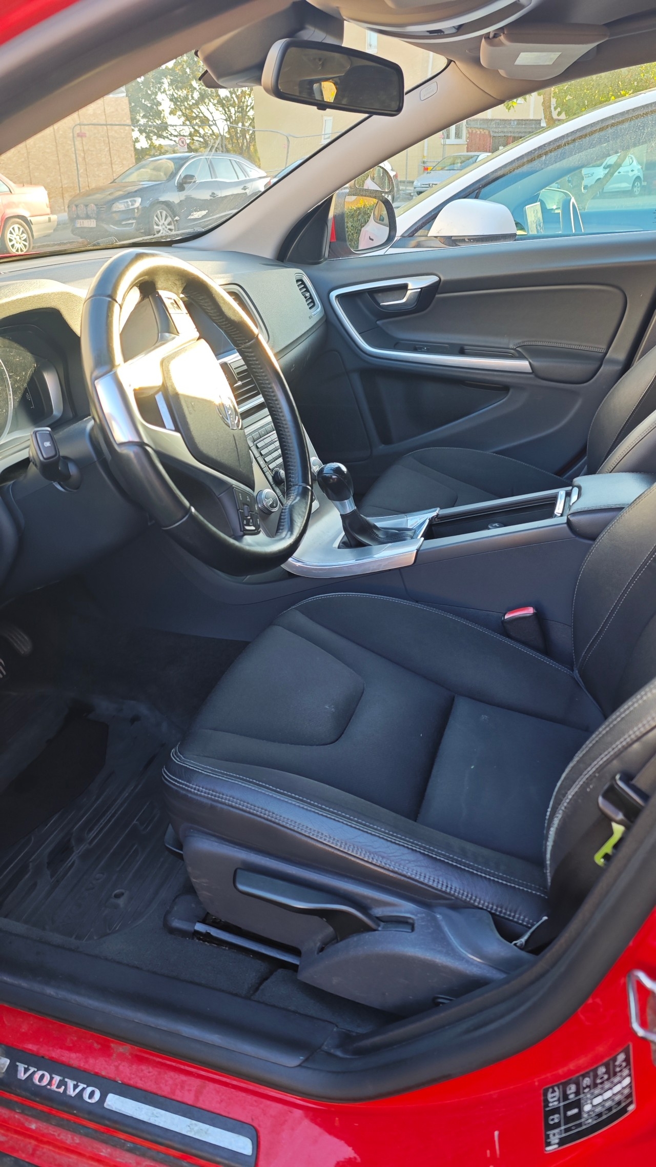 Volvo V60 2015, kuva 6/6