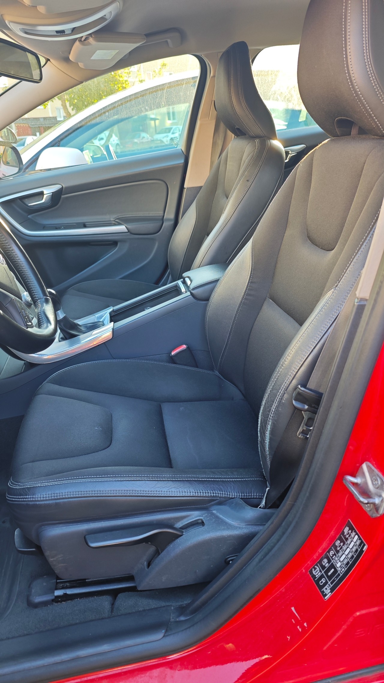 Volvo V60 2015, kuva 5/6