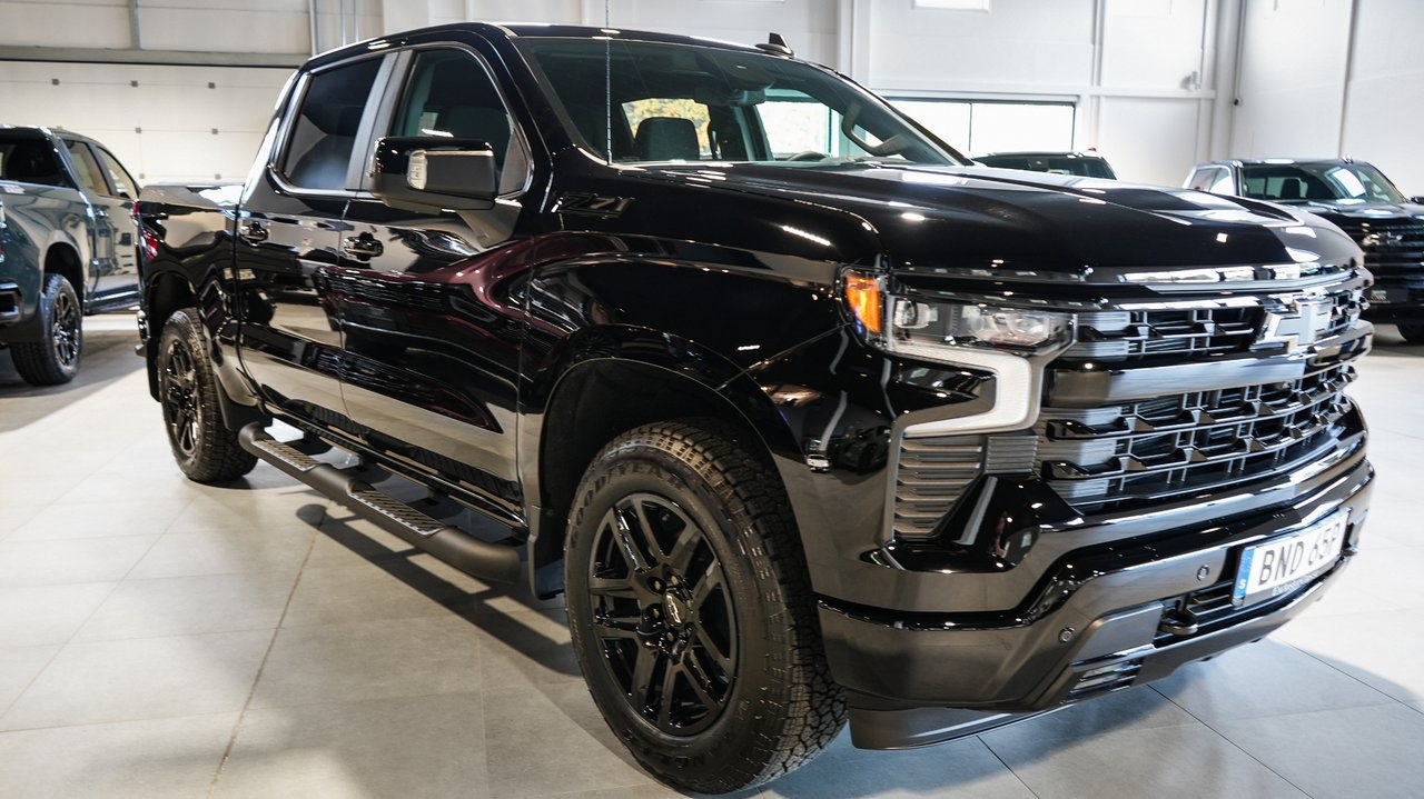 Chevrolet Silverado EV RST V8 / Z71 2026, kuva 2/10
