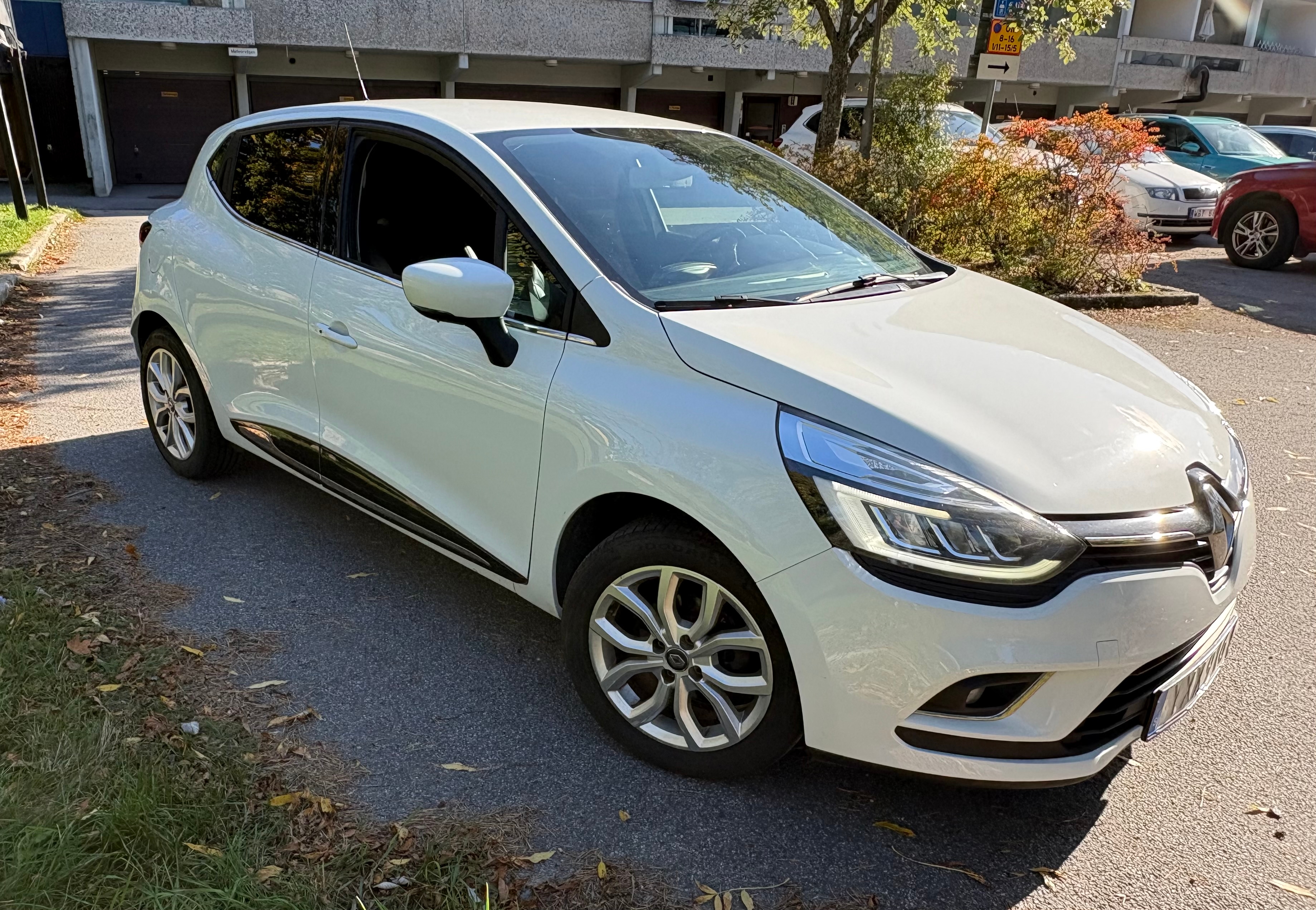 Renault Clio 0.9 TCe Manuell 2019, photo 2/5