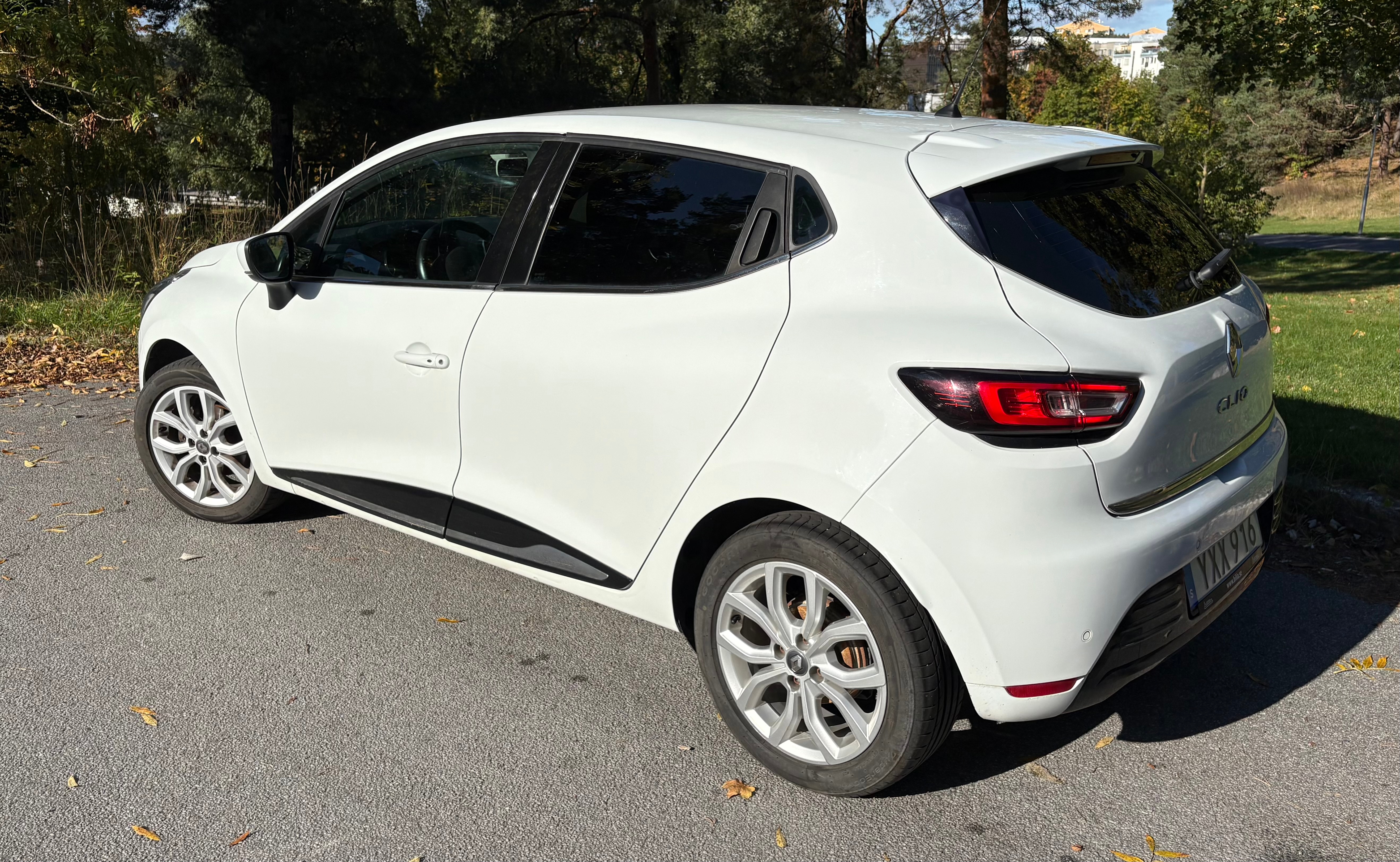 Renault Clio 0.9 TCe Manuell 2019, photo 3/5