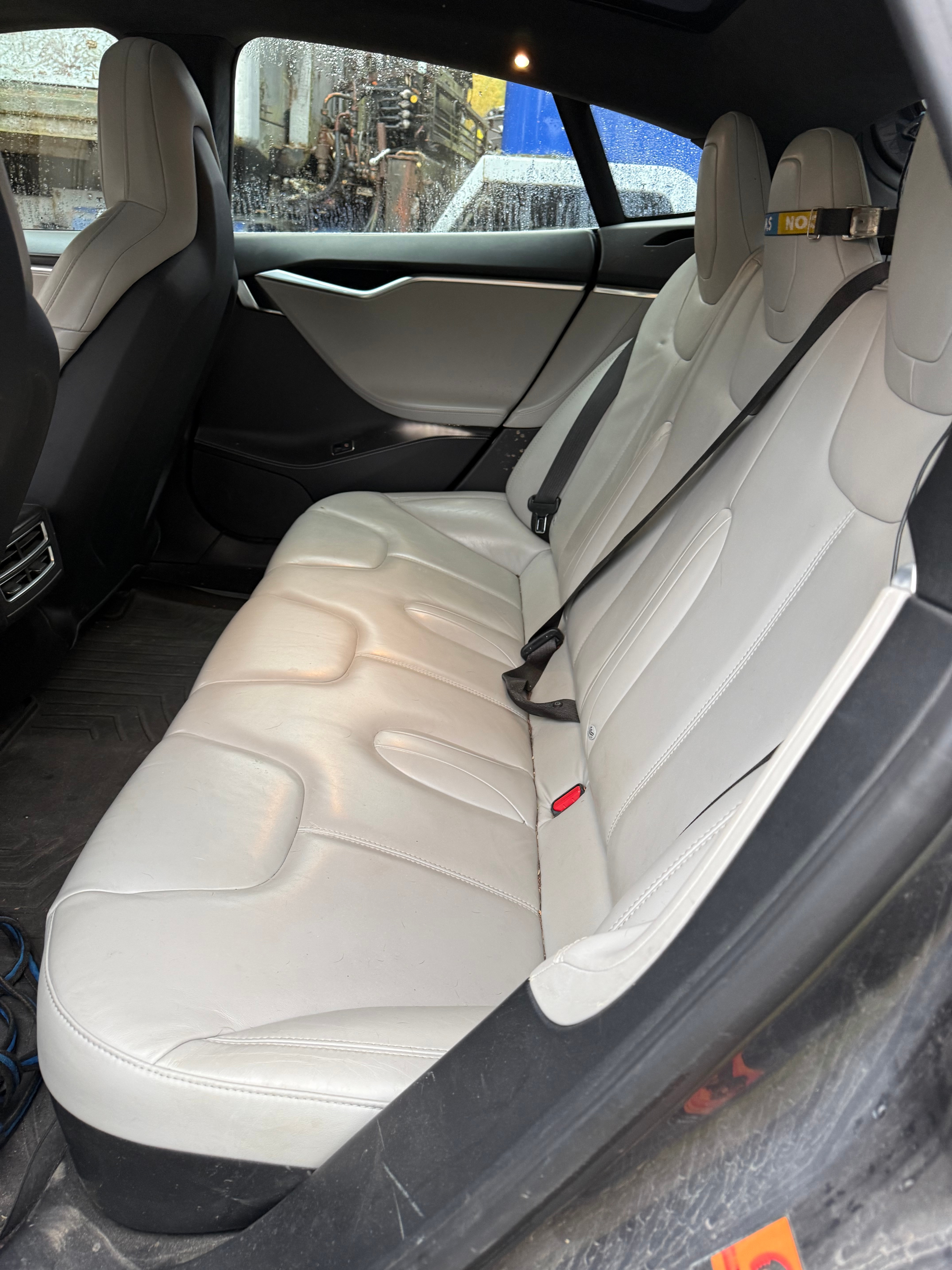 Tesla Model S 2016, photo 3/6