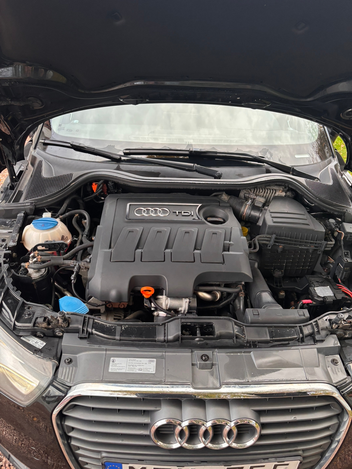 Audi A1 1.6 TDI Manuell 2012, bild 2/9