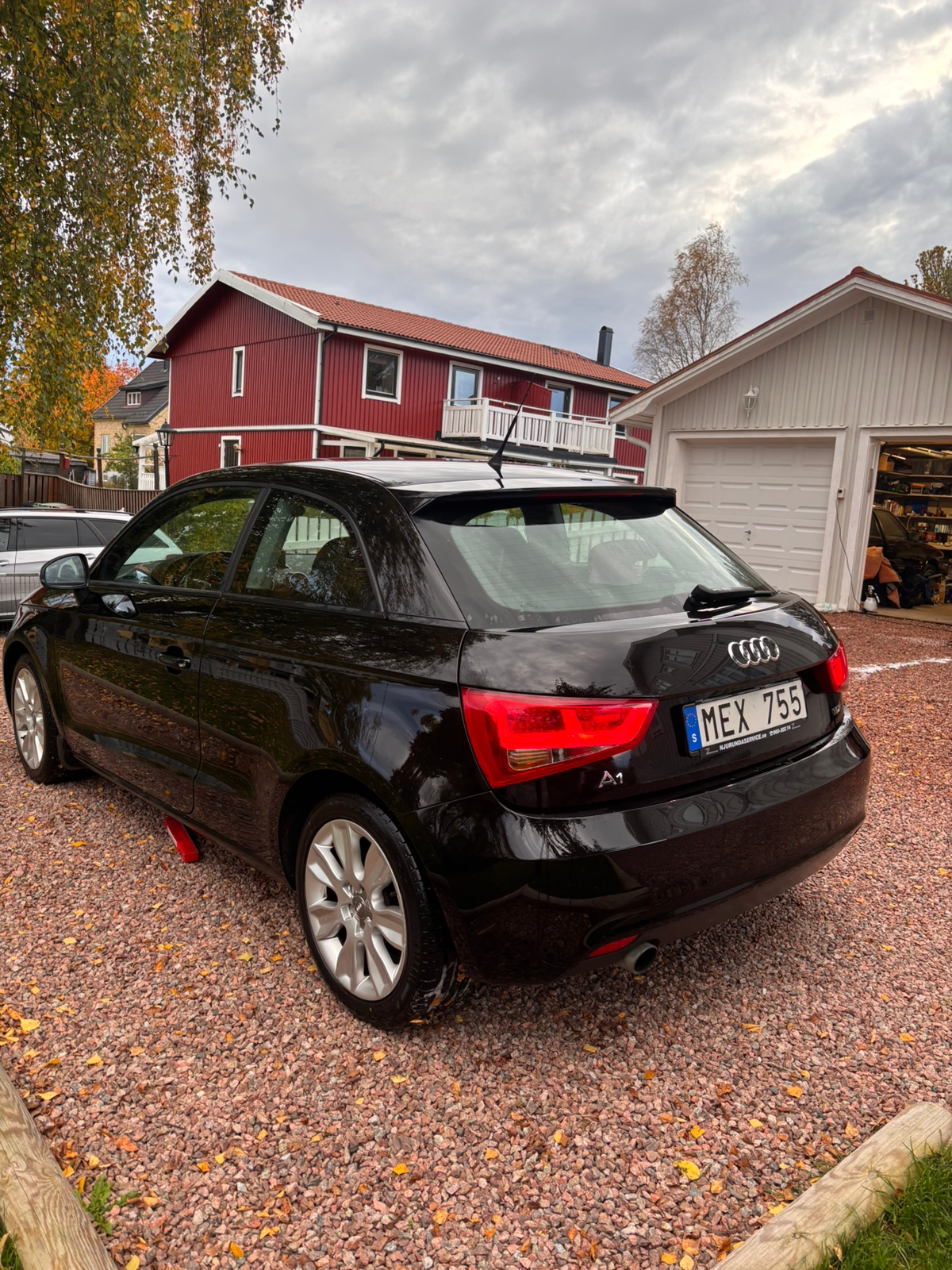 Audi A1 1.6 TDI Manuell 2012, bild 5/9