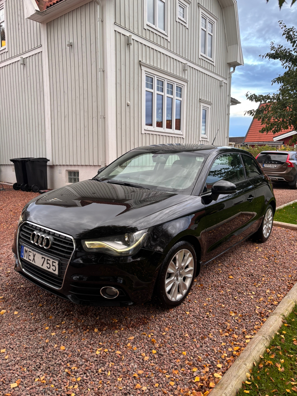 Audi A1 1.6 TDI Manuell 2012, bild 6/9