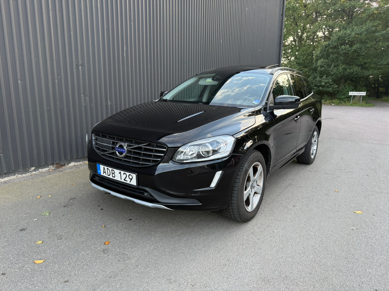 Volvo XC60 D4 Business Edition Pro 2016, bild 2/6