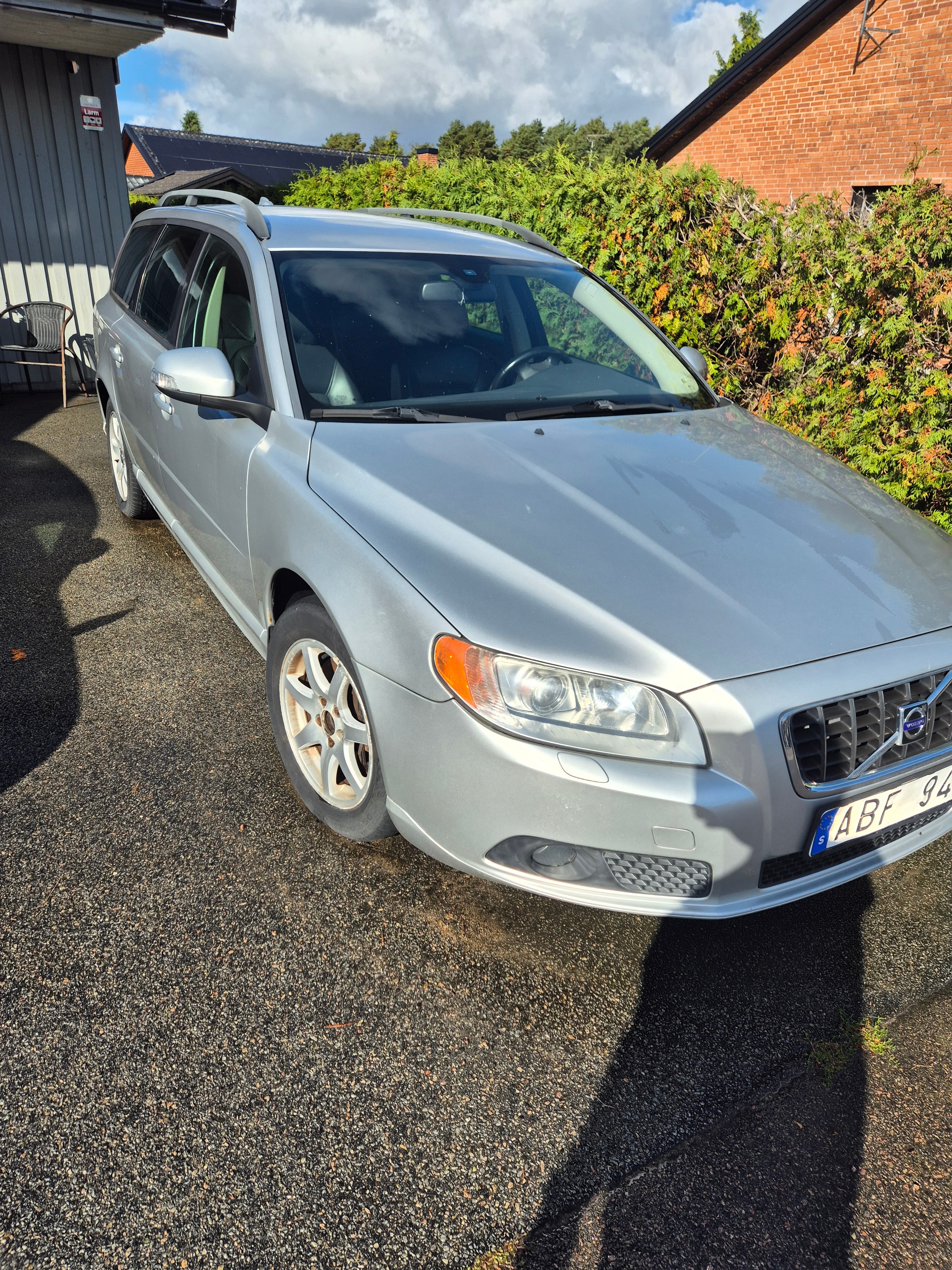 Volvo V70 2.5FT Manuell 2009, bild 4/6