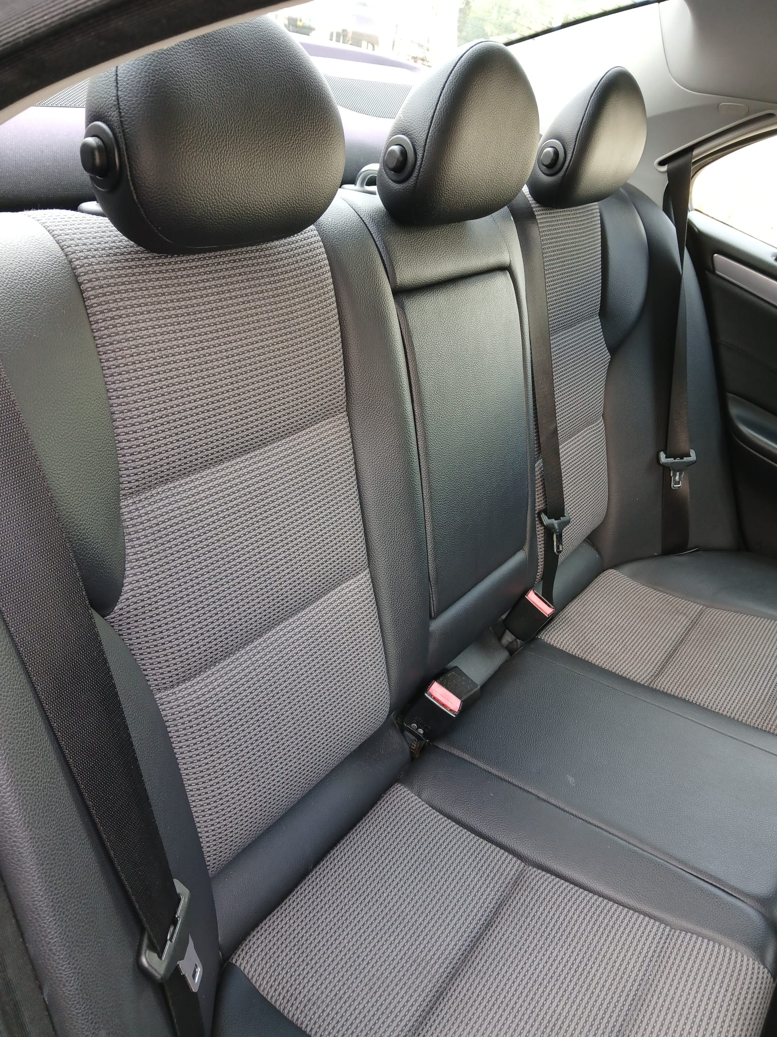 Mercedes-Benz C 2006, bild 3/4