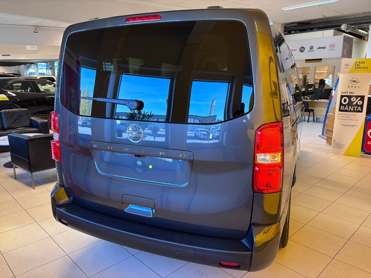 Opel Zafira 2026, photo 5/10