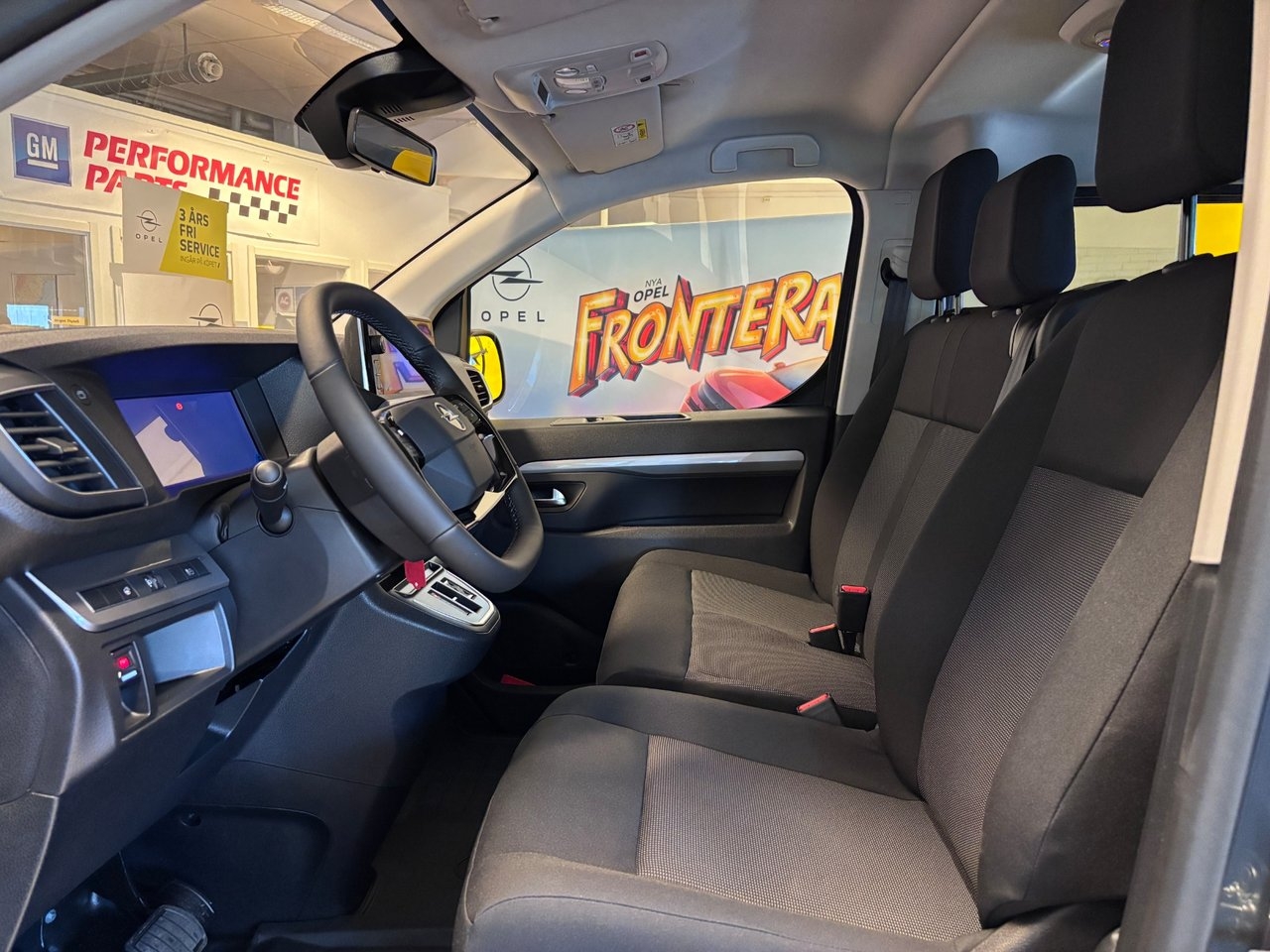 Opel Zafira 2026, photo 7/10