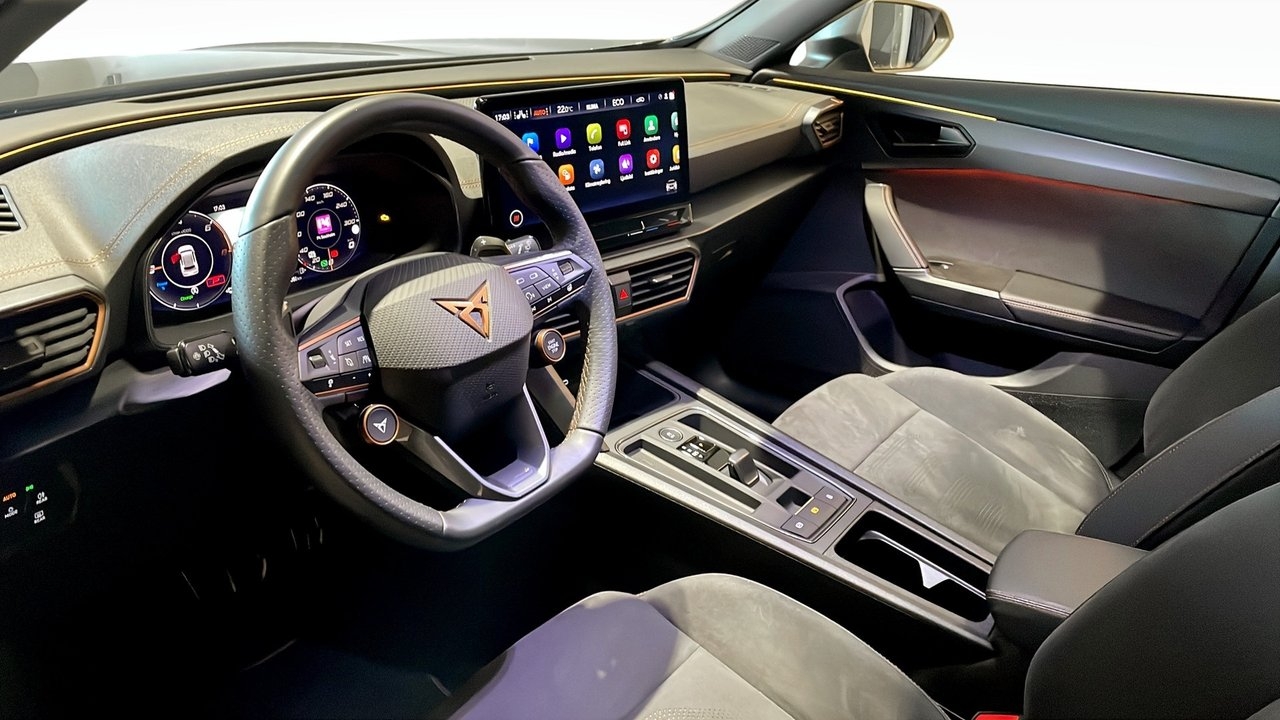 Seat Cupra FORMENTOR VZ 1.4 E-HYBRID 2024, bild 7/10