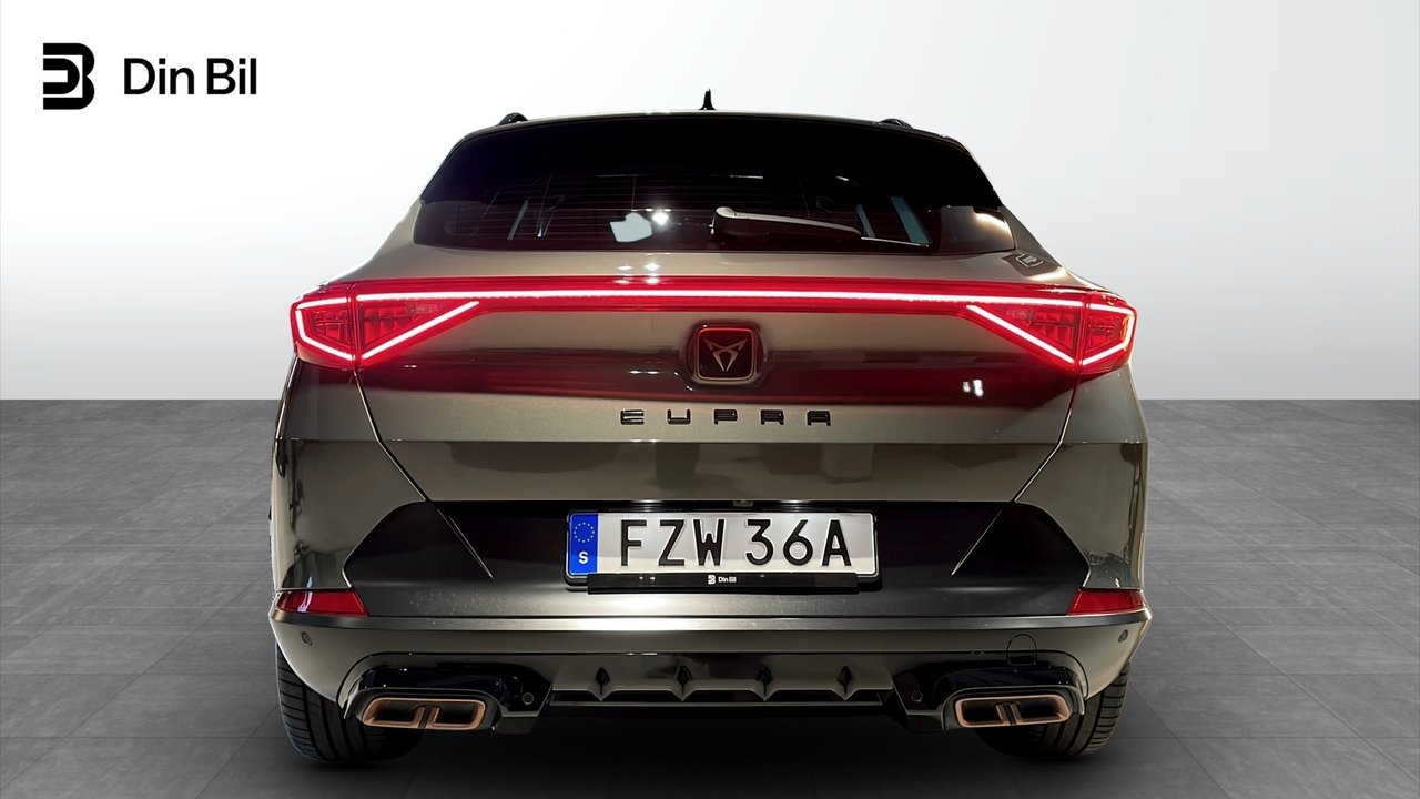 Seat Cupra FORMENTOR VZ 1.4 E-HYBRID 2024, bild 5/10