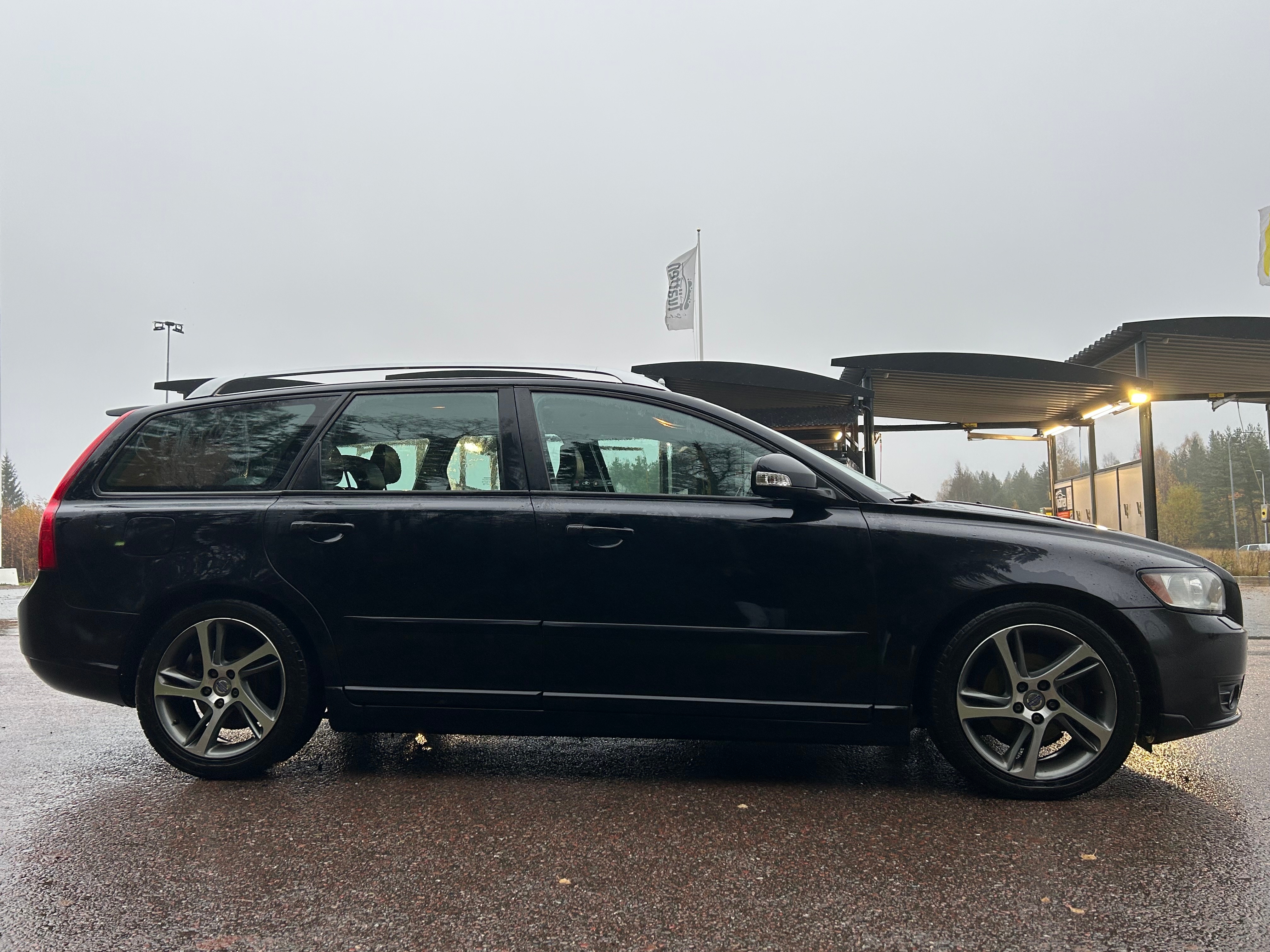 Volvo V50 2012, kuva 2/7