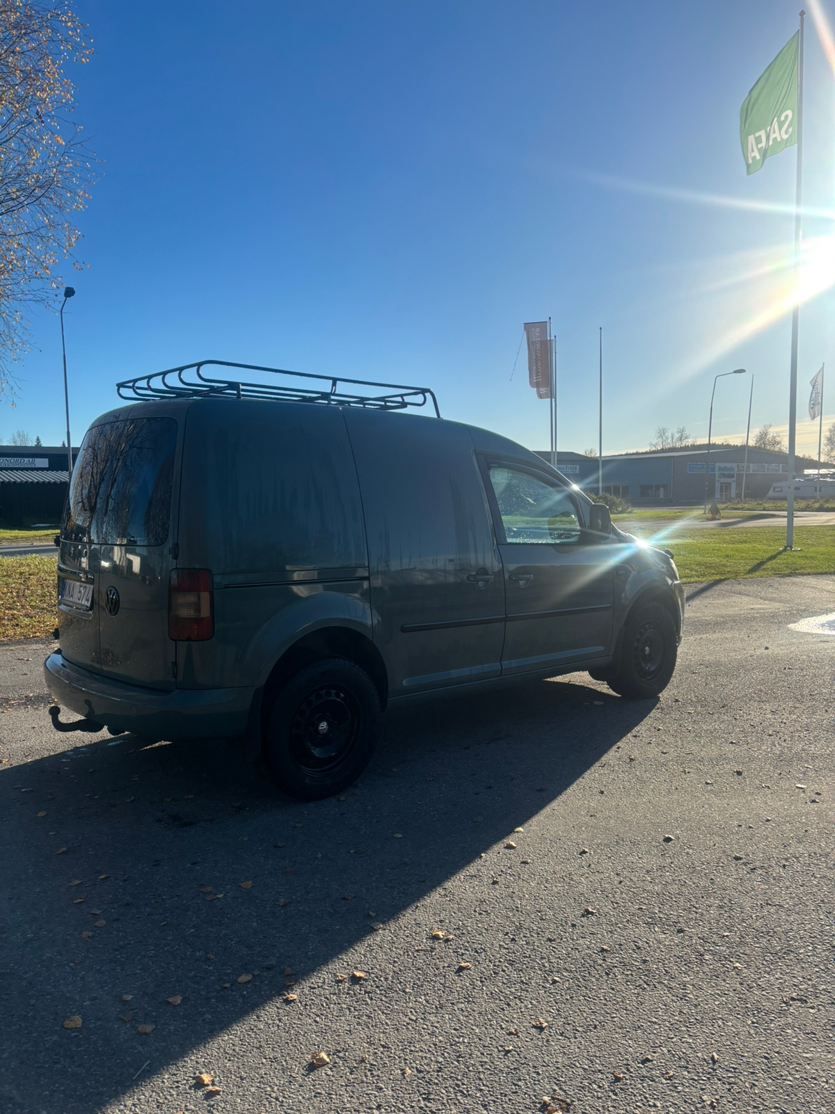 Volkswagen Caddy 2010, kuva 2/6
