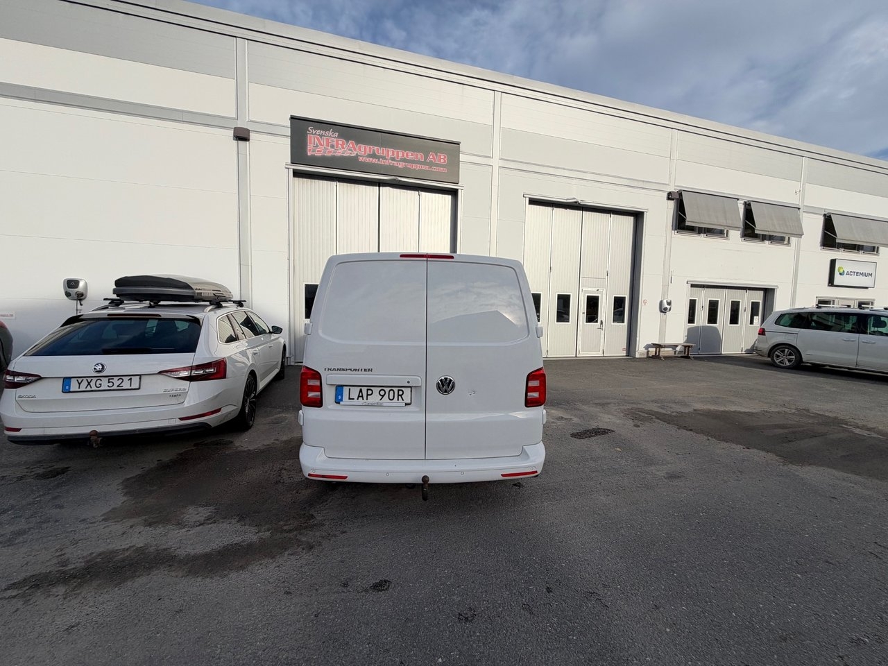 Volkswagen Transporter 2019, bild 3/4