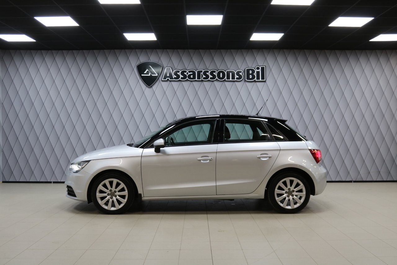 Audi A1 Sportback 1.2 TFSI 2013, photo 2/10
