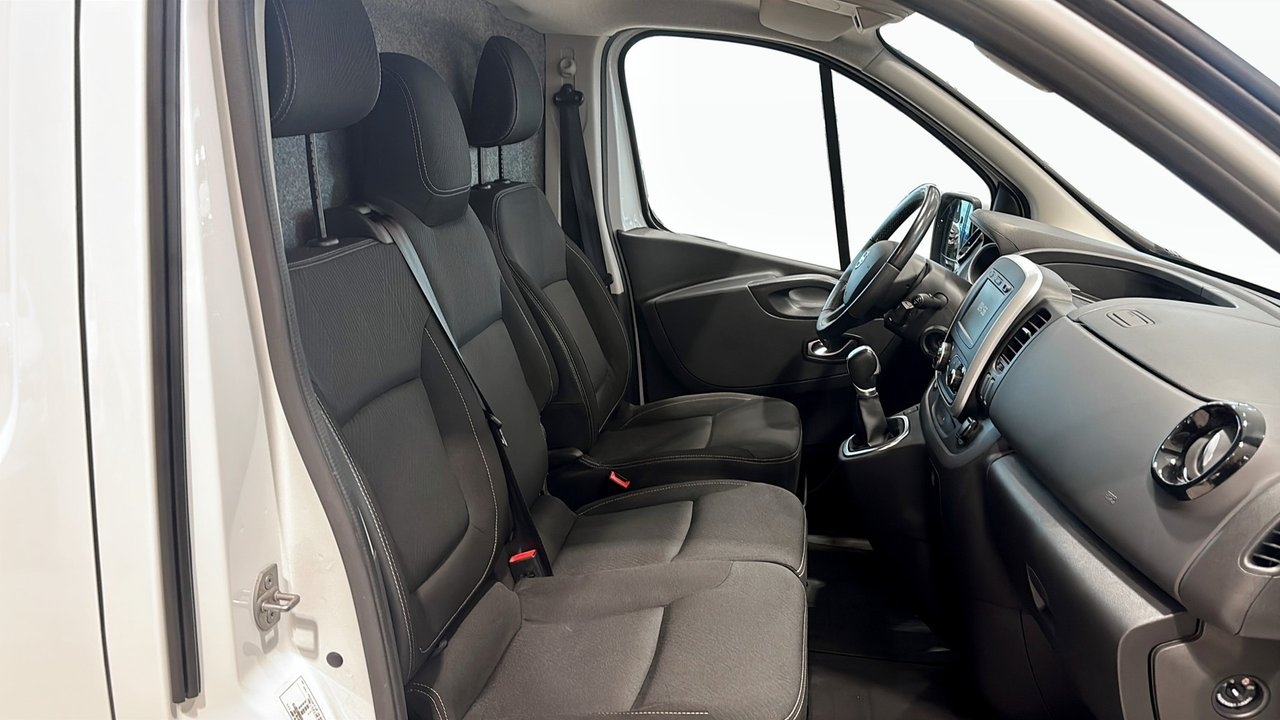 Nissan NV300 L2H1 Automat 2021, bild 5/10