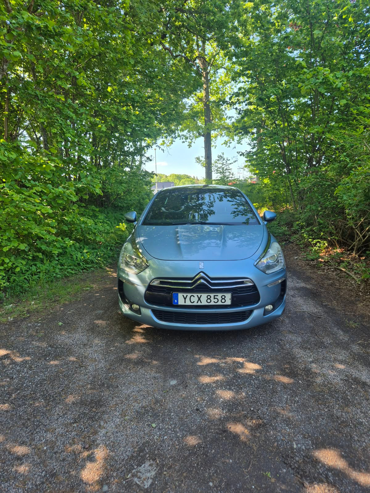 Citroen DS5 1.6 e-HDi Airdream EGS 2012, bild 3/10