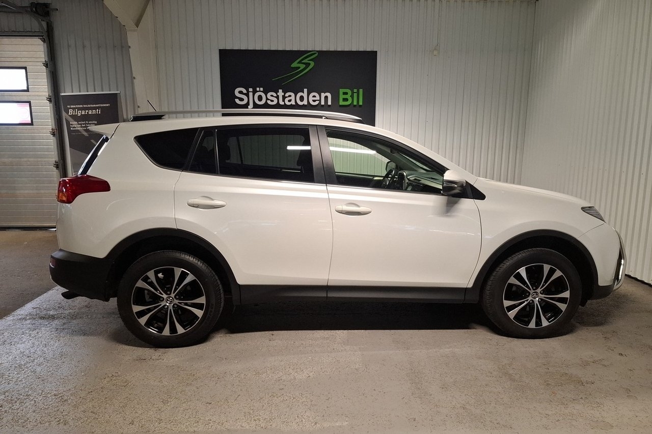 Toyota RAV4 2.2 D-4D AWD Ed Fe 2015, kuva 4/10