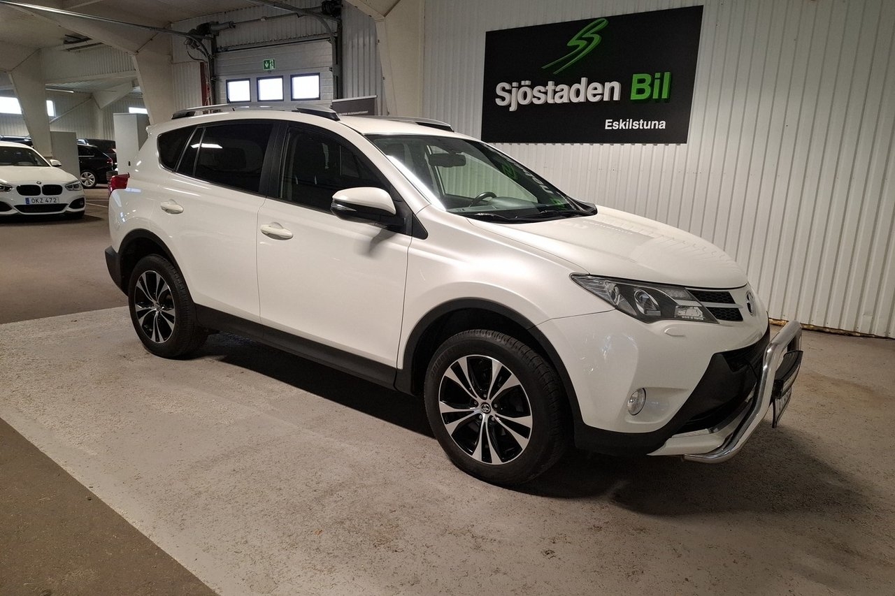 Toyota RAV4 2.2 D-4D AWD Ed Fe 2015, kuva 3/10