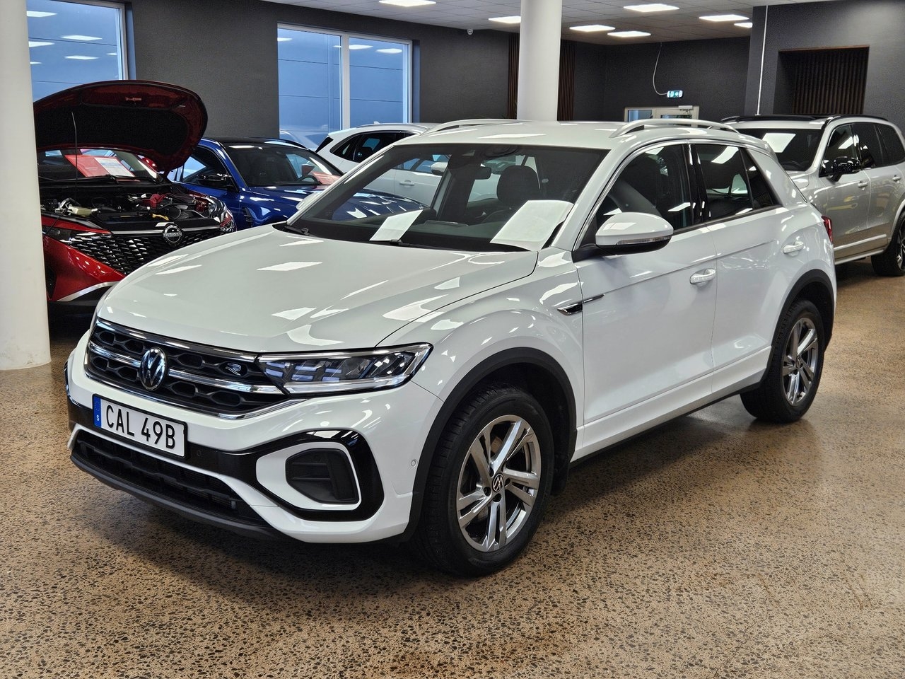 Volkswagen T-Roc 2.0 TDI SCR R-Line 2023, bild 3/10