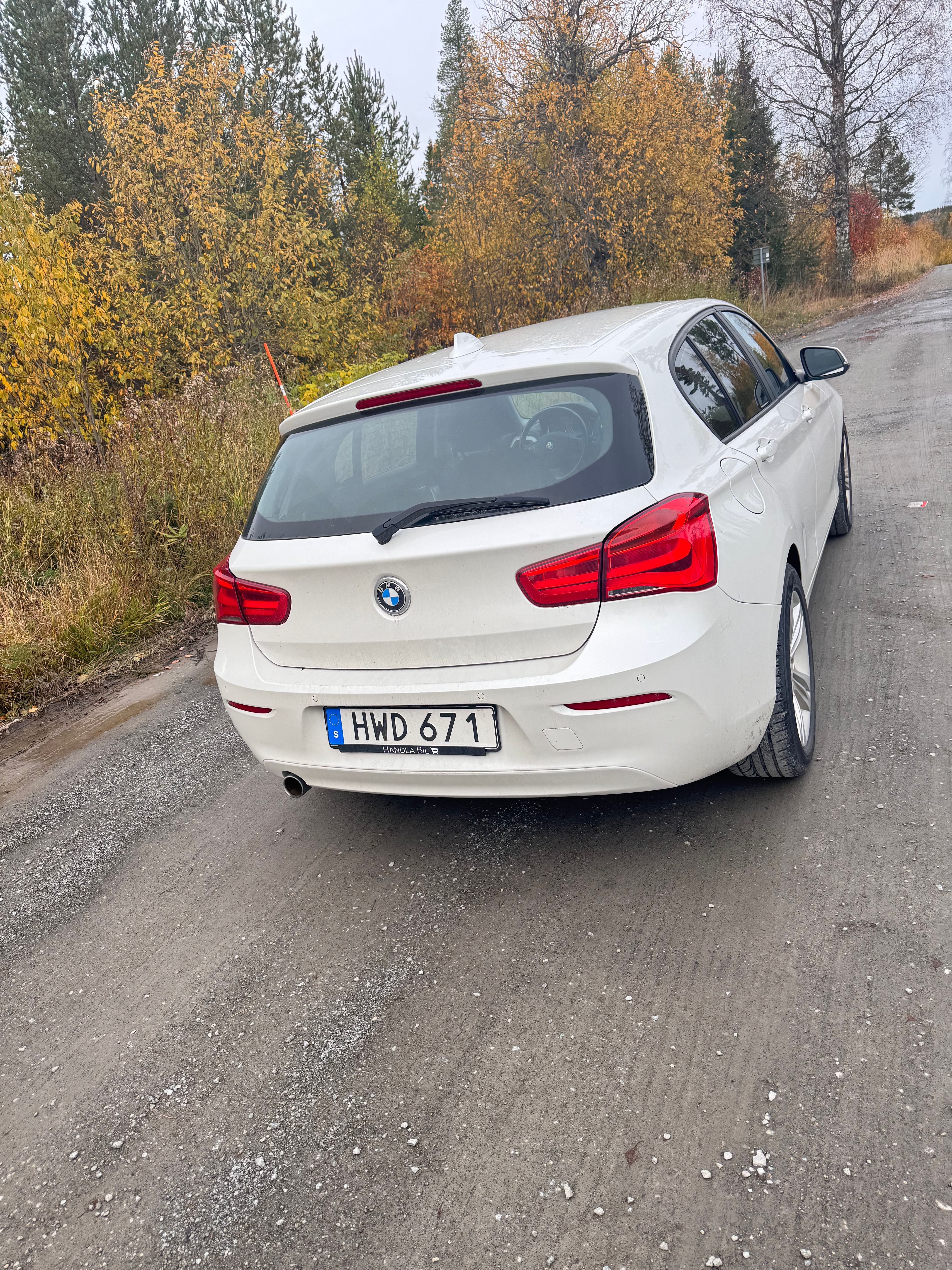 BMW 118 d 5-dörrars Steptronic 2016, kuva 2/5