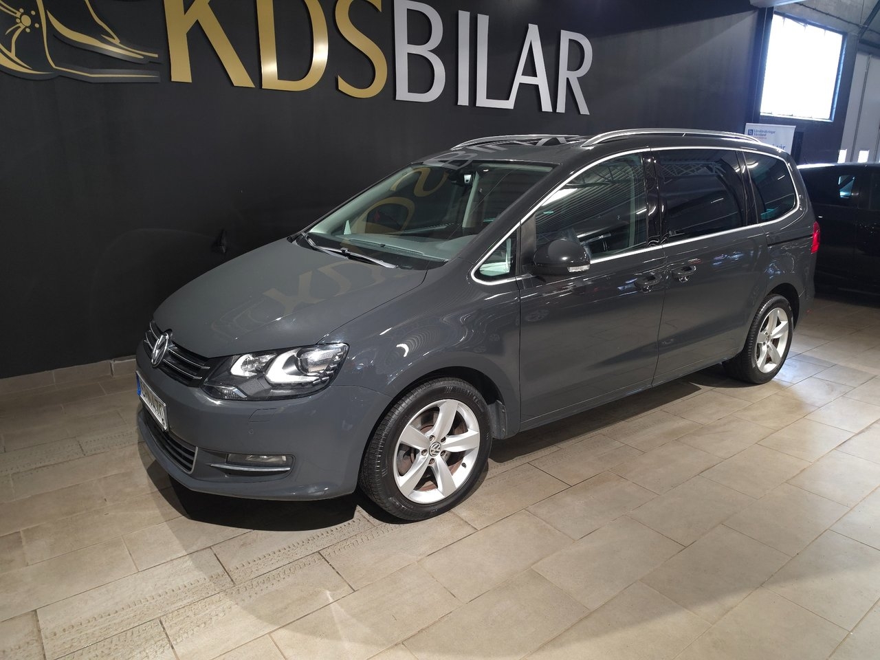 Volkswagen Sharan 2015, bild 2/10
