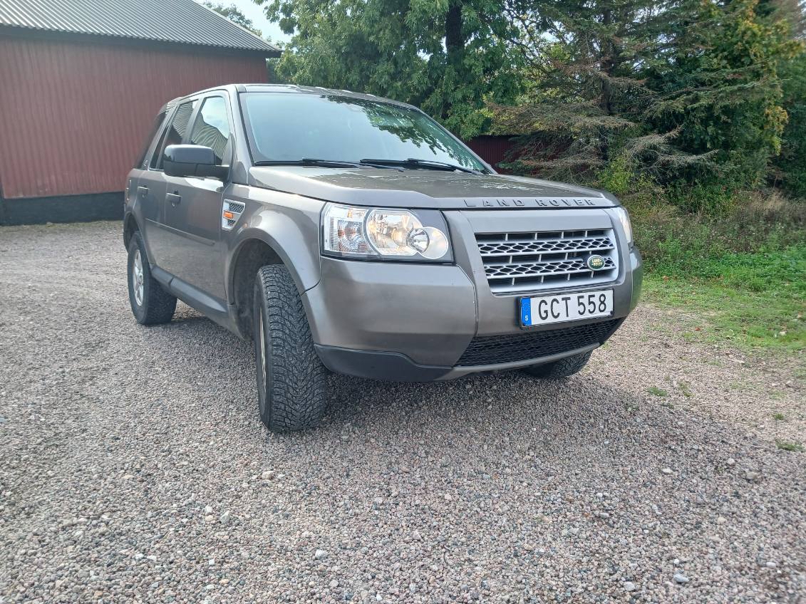 Land Rover Freelander 2007, photo 2/9
