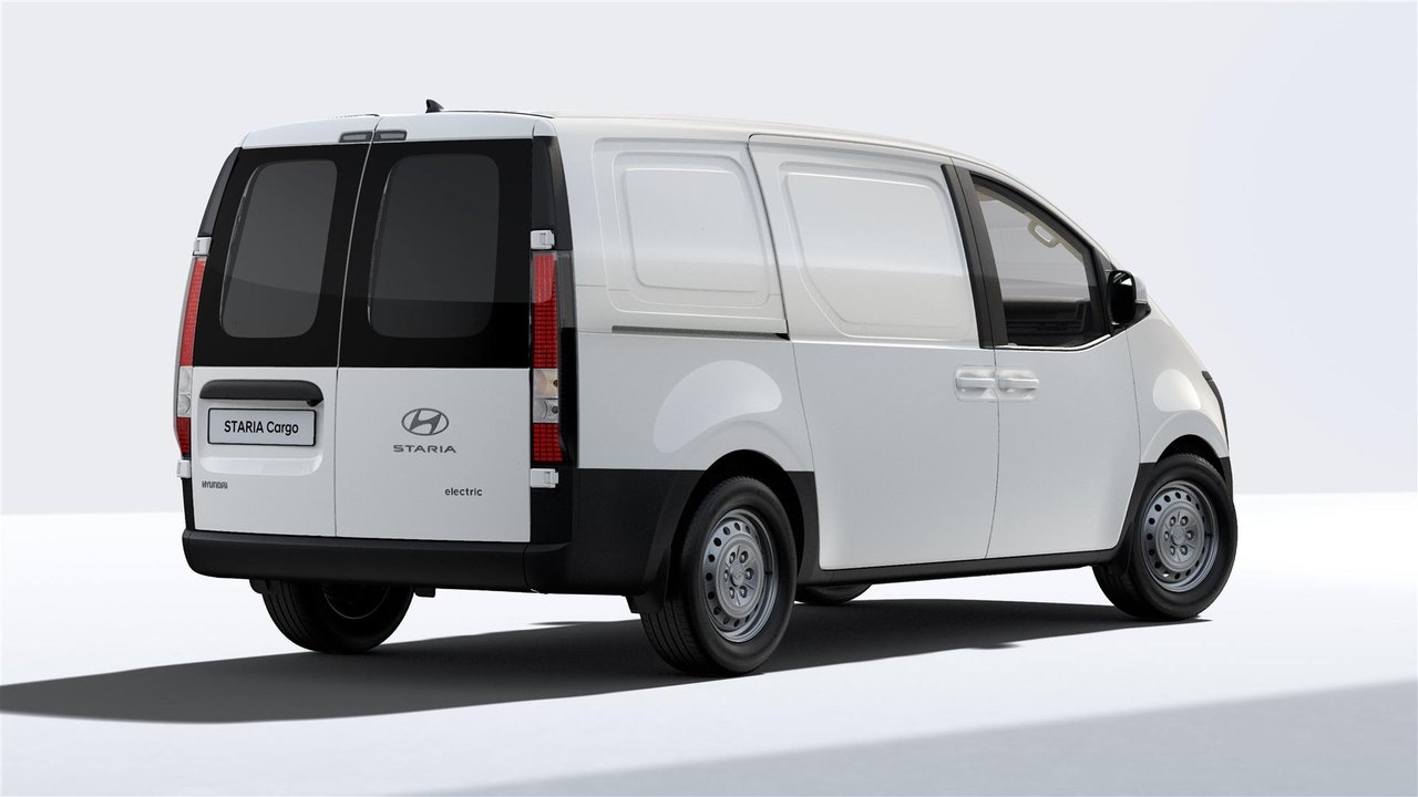 Hyundai Staria Cargo (3-sits) 2027, kuva 2/8