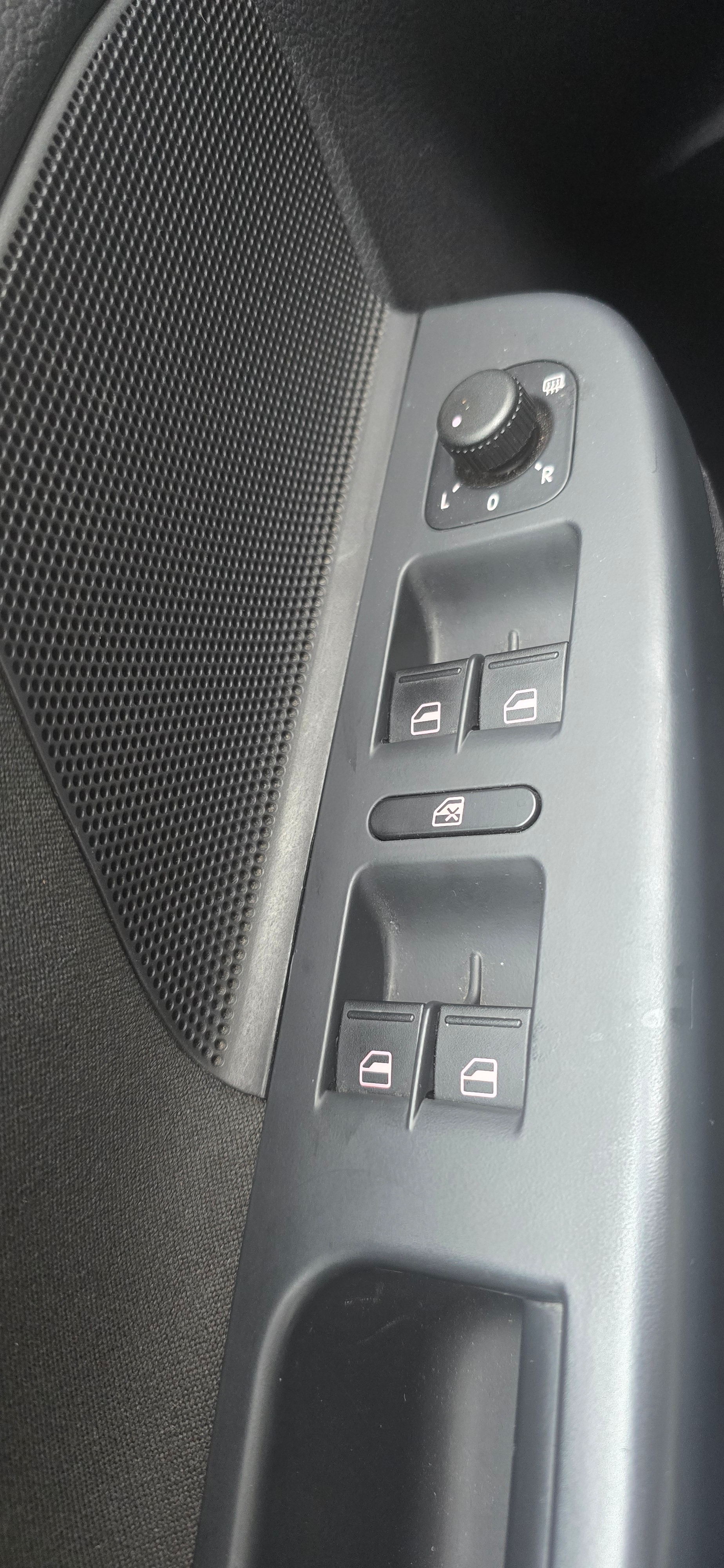 Volkswagen Golf 2012, kuva 7/8