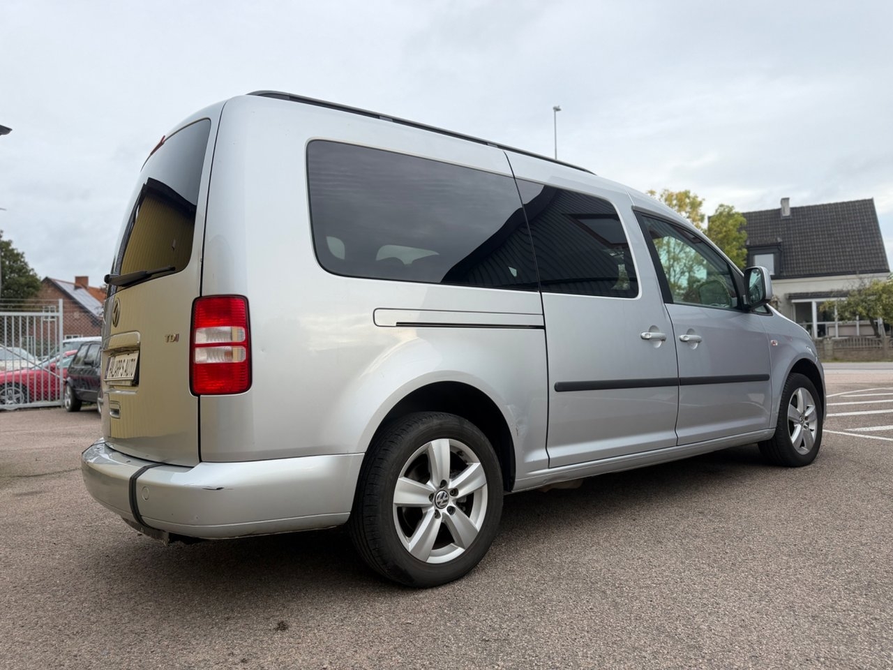 Volkswagen Caddy Maxi 2011, photo 4/10